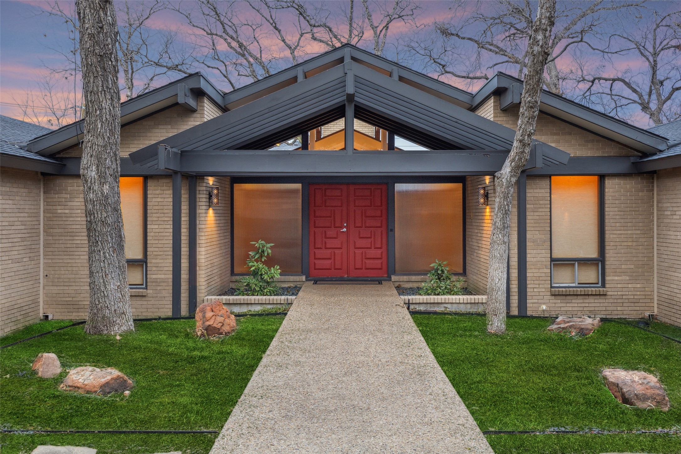 13958 Hughes Lane Dallas TX 75240
