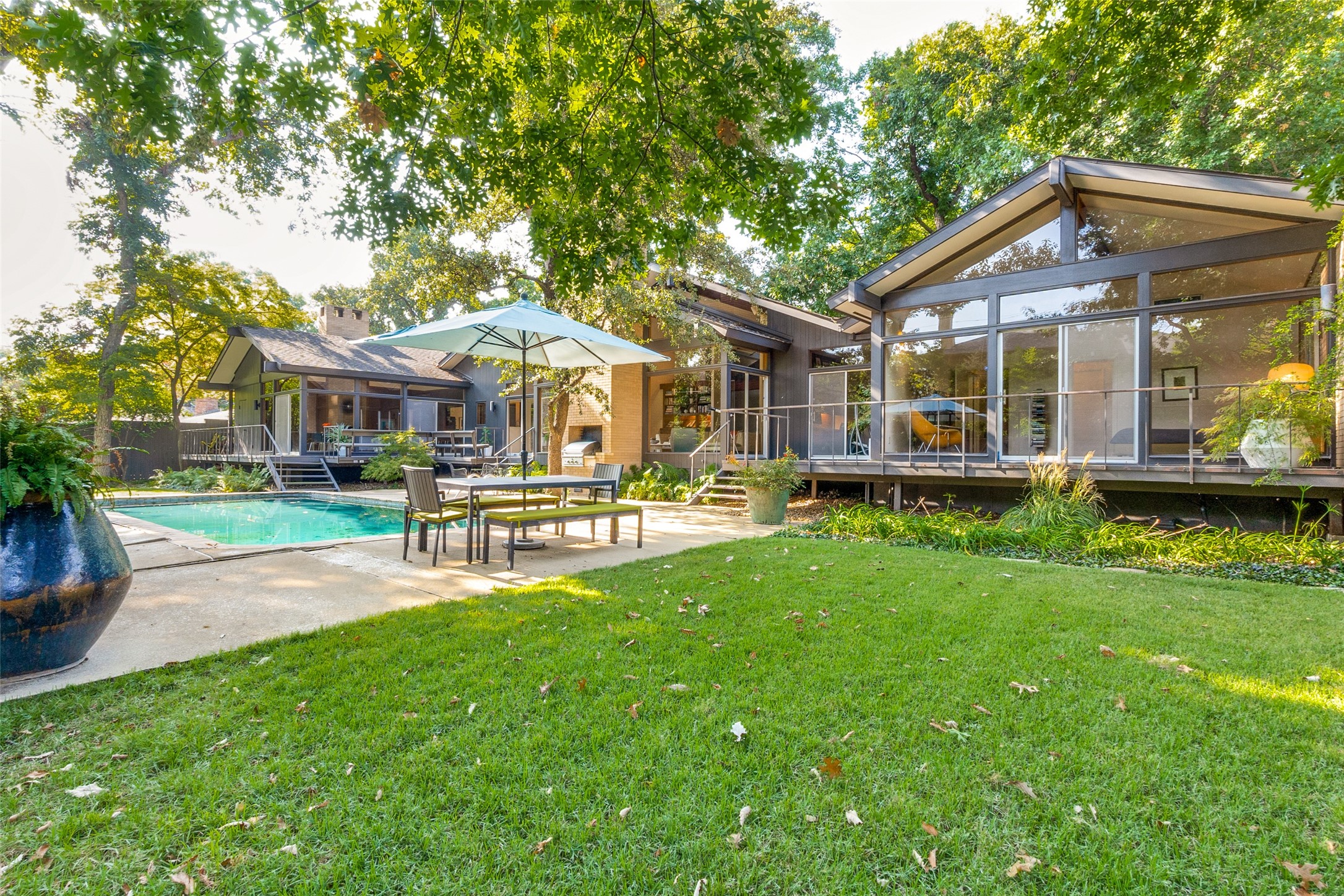 13958 Hughes Lane Dallas TX 75240