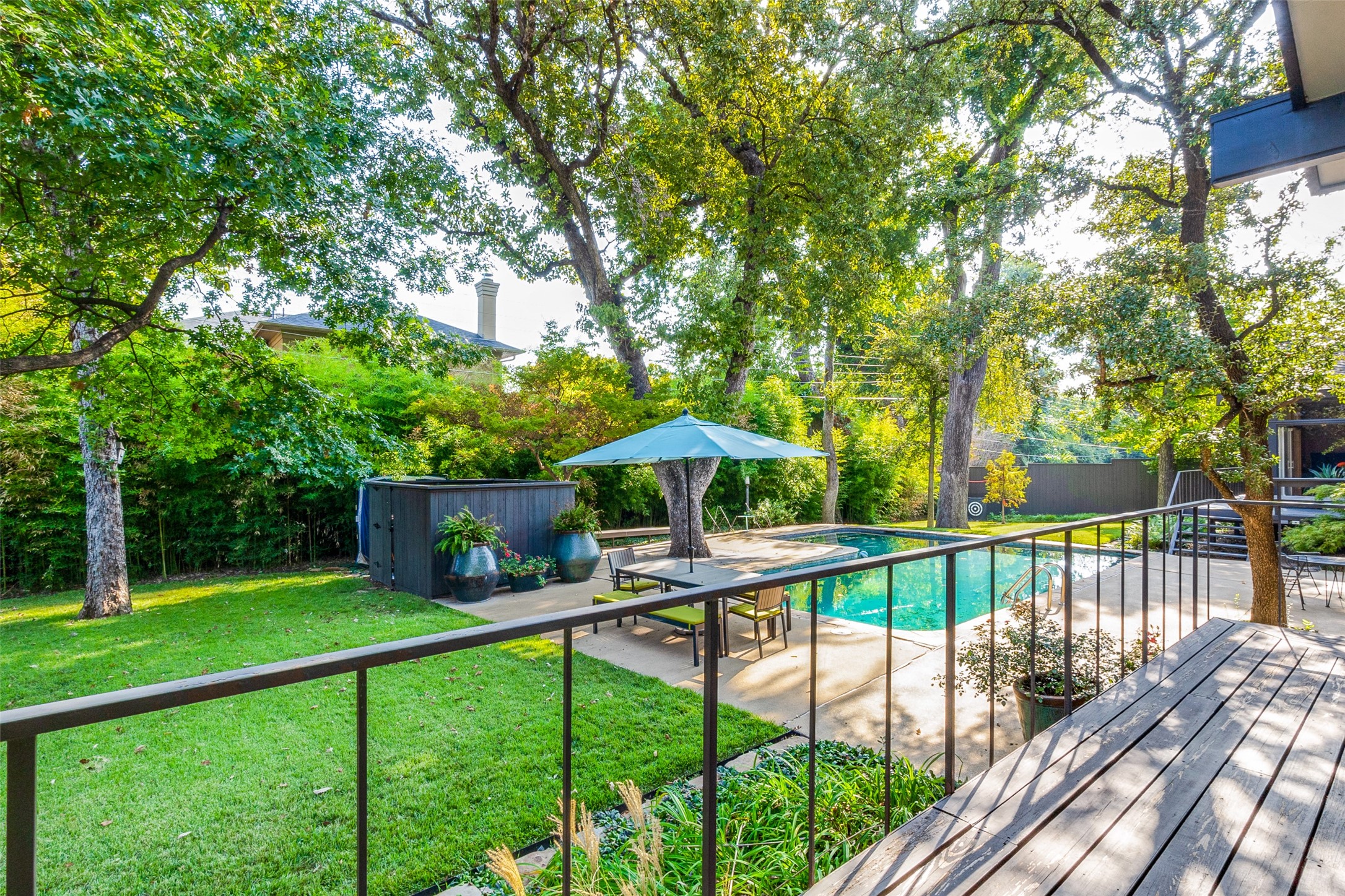 13958 Hughes Lane Dallas TX 75240