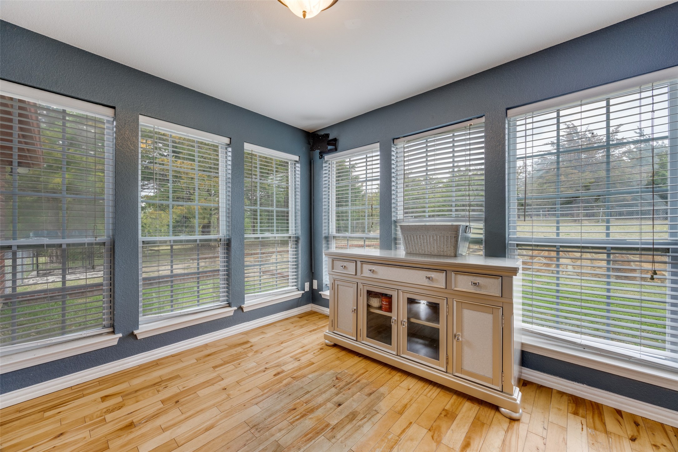 171 Chestnut Road Whitewright TX 75491