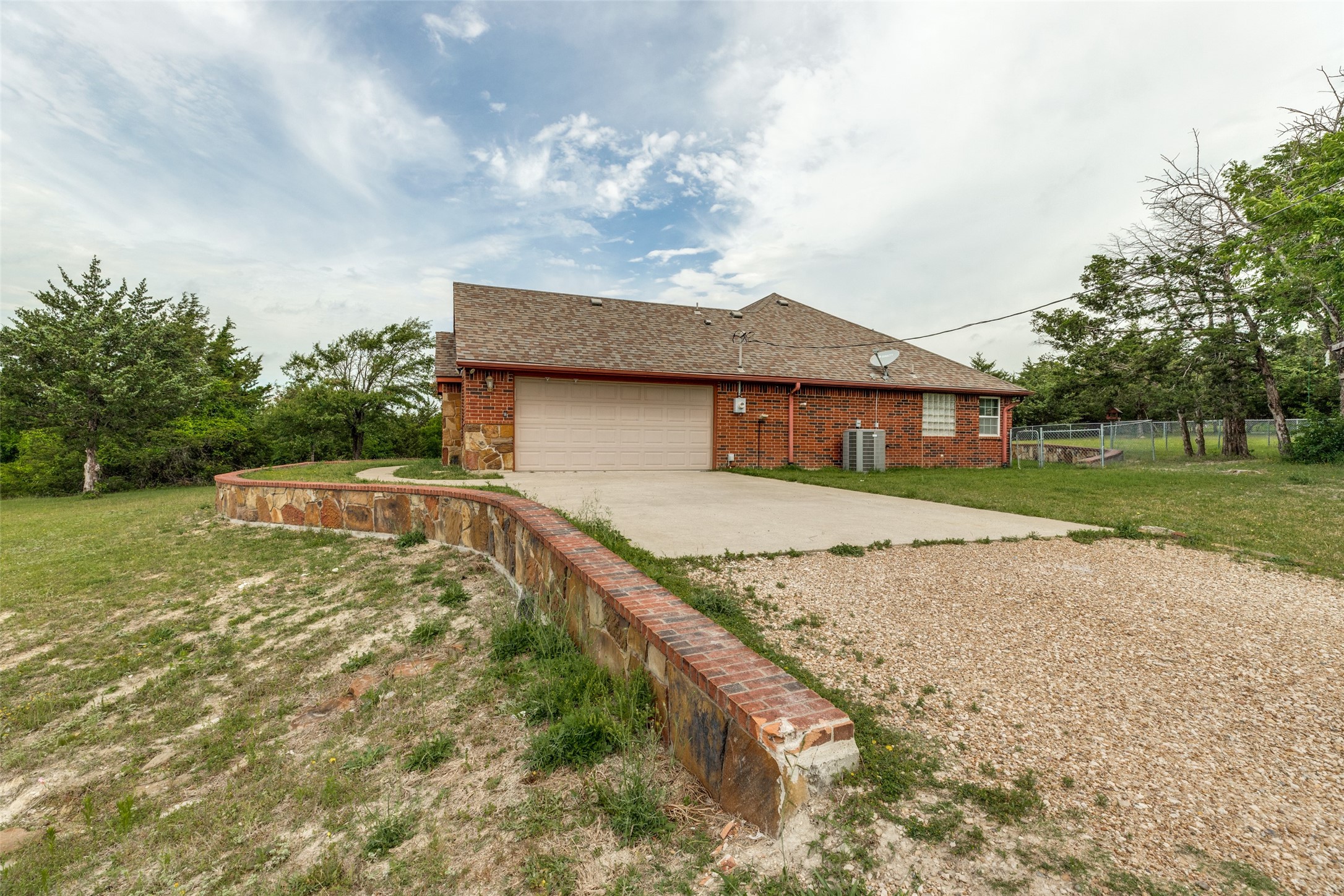 171 Chestnut Road Whitewright TX 75491