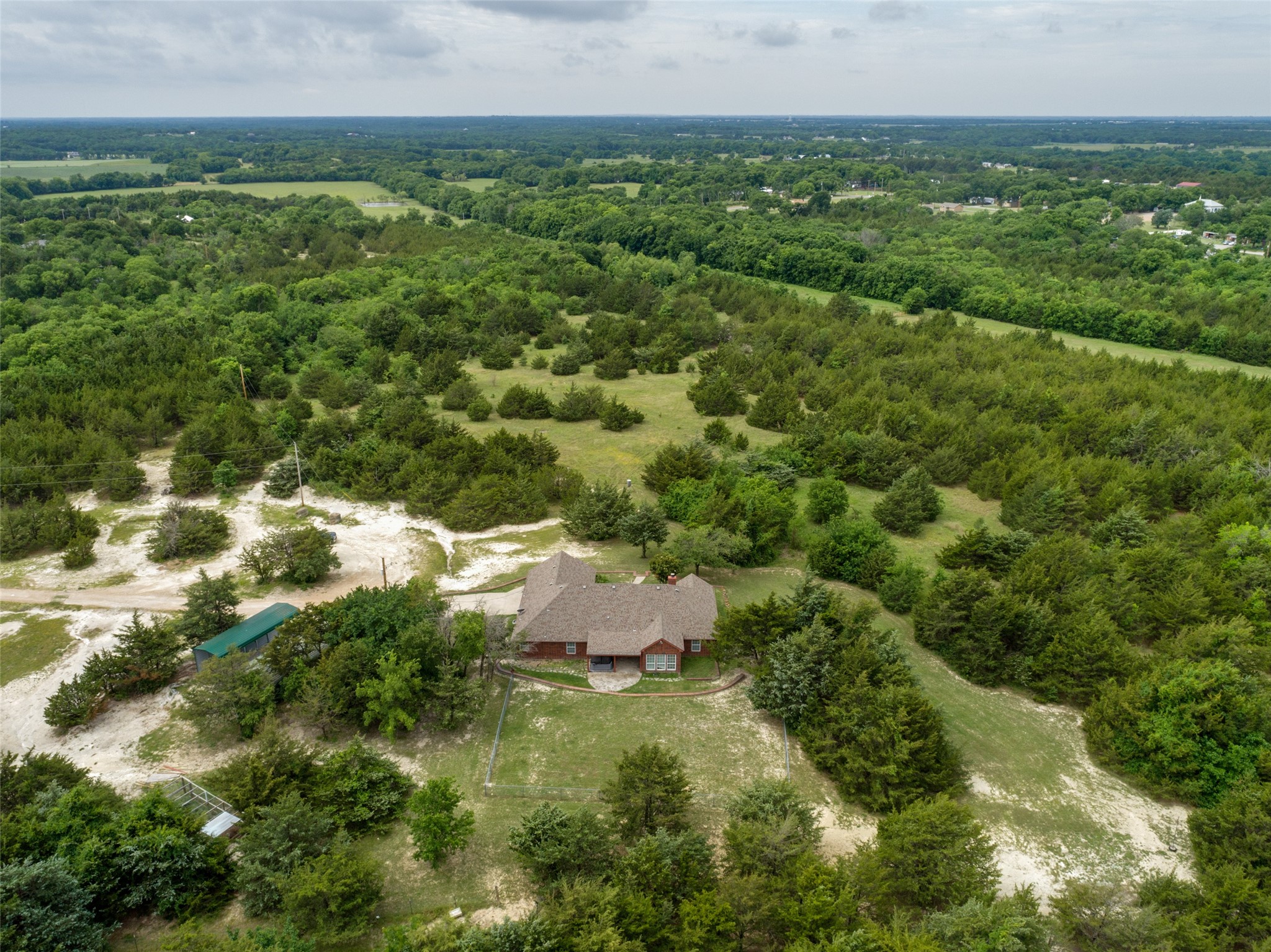 171 Chestnut Road Whitewright TX 75491