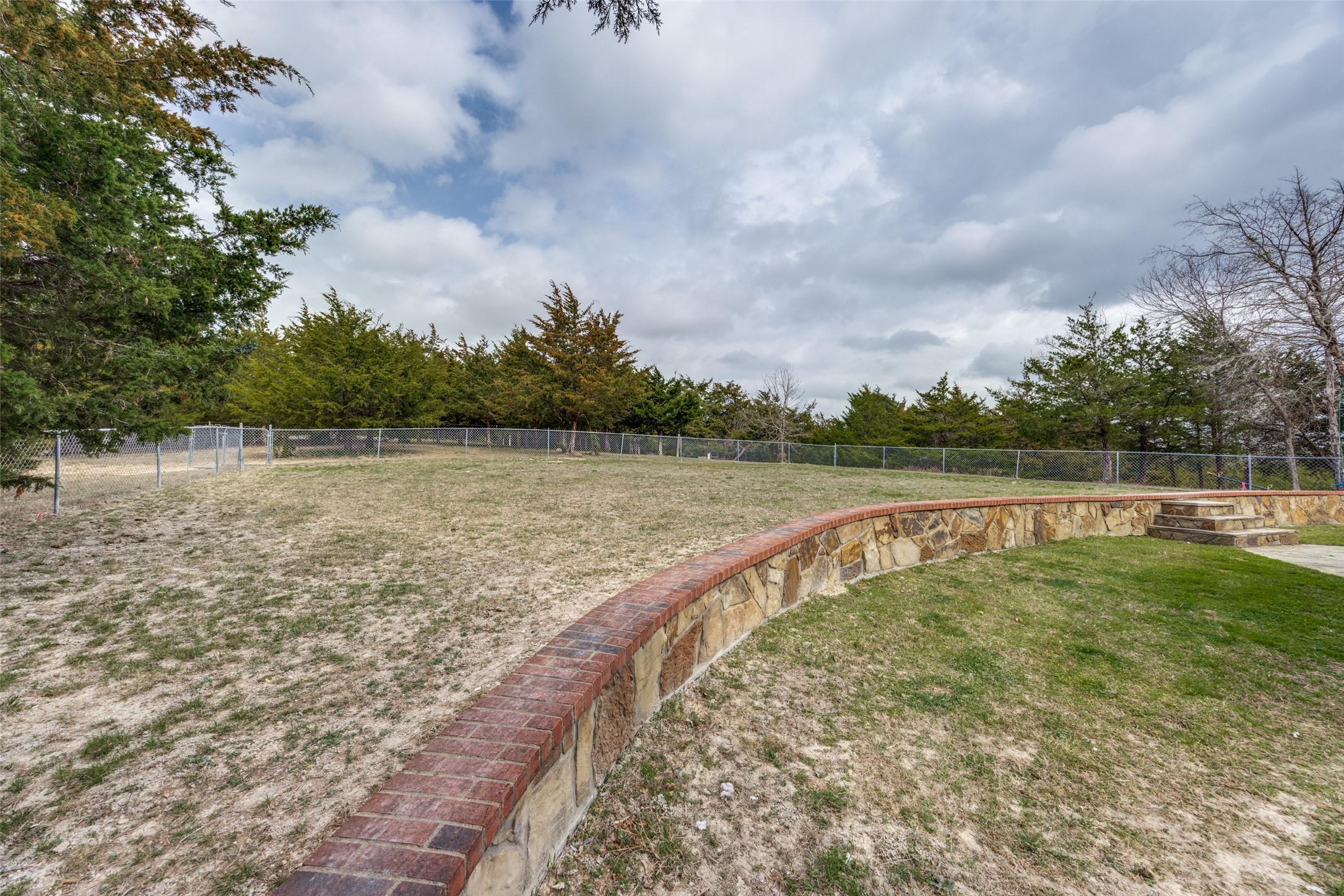 171 Chestnut Road Whitewright TX 75491