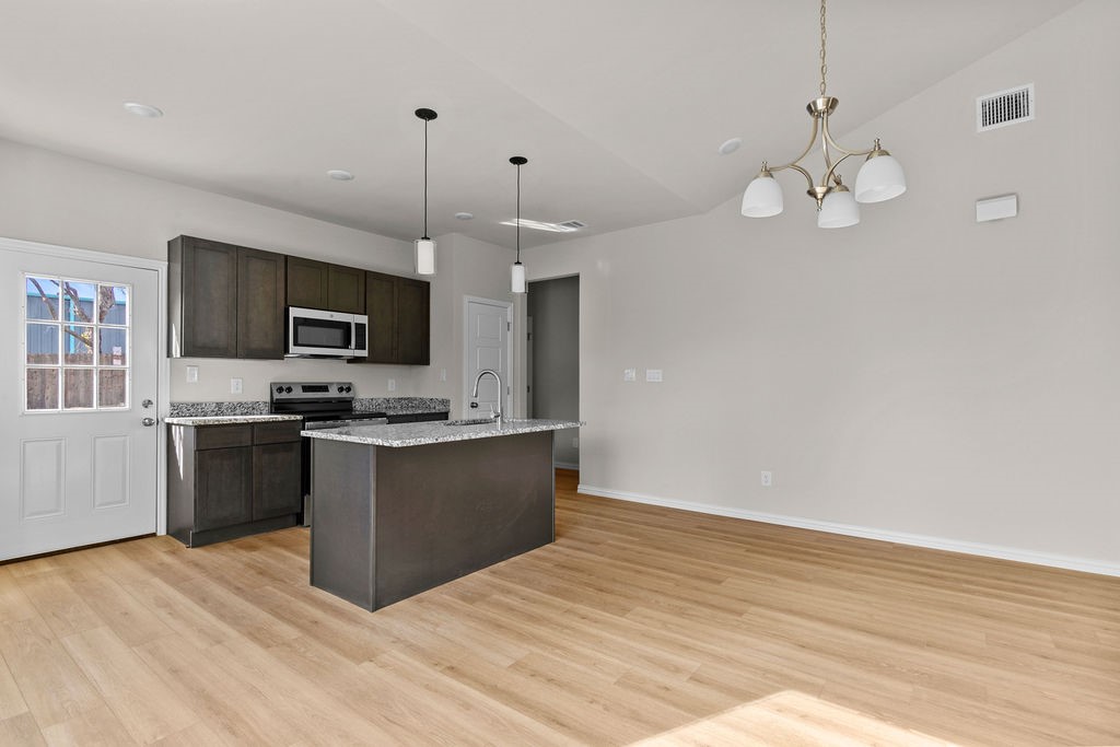 1840 E Broadway Avenue Fort Worth TX 76104