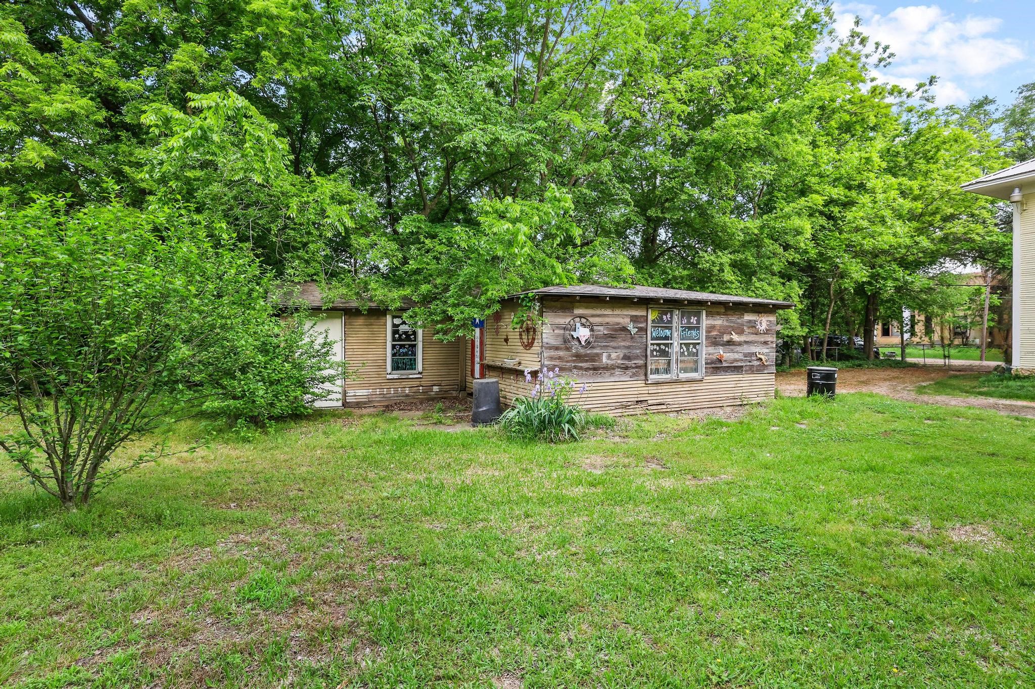 402 W Main Street Ladonia TX 75449