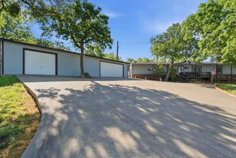 1069 Kennon Point Palo Pinto TX 76484