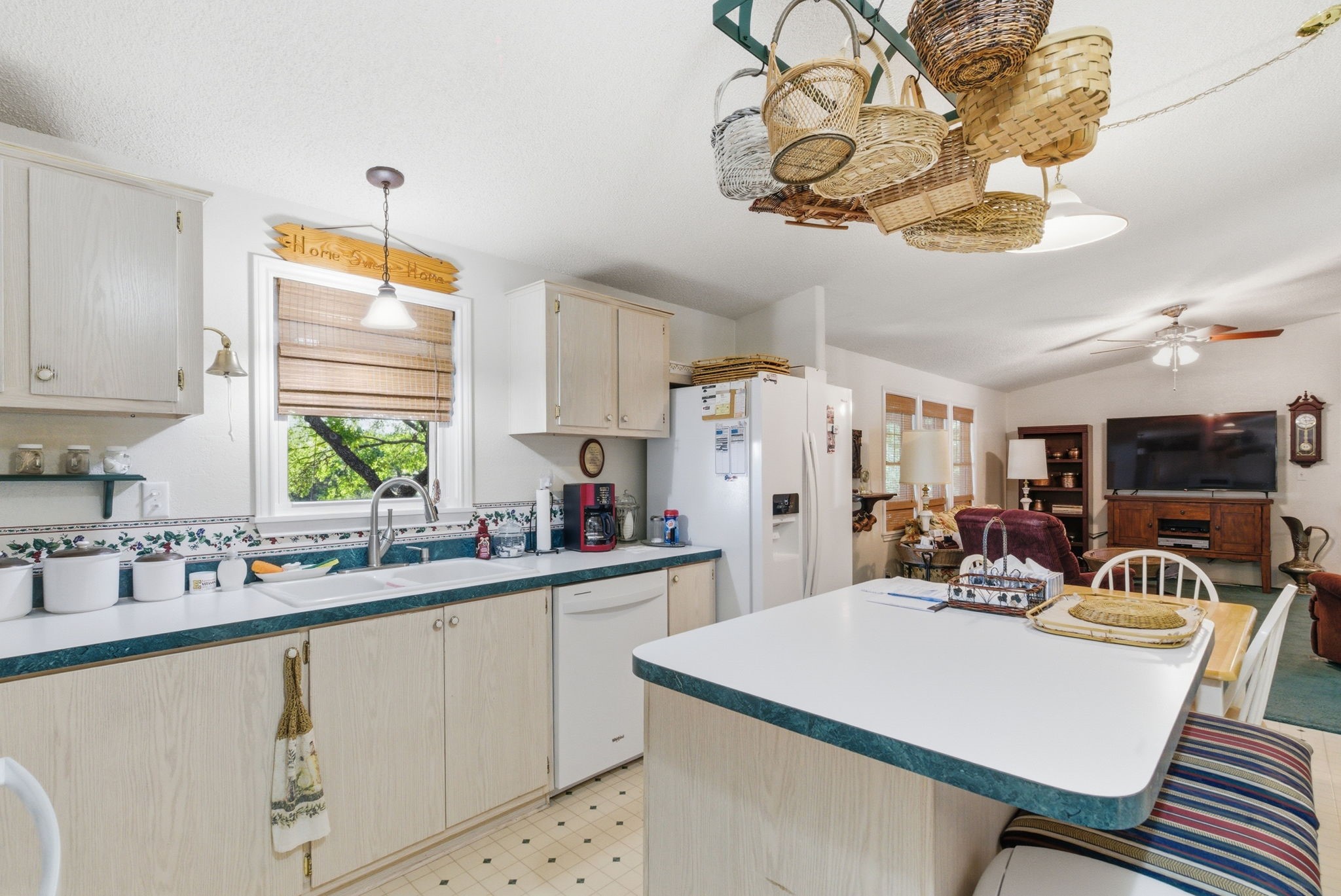 1069 Kennon Point Palo Pinto TX 76484