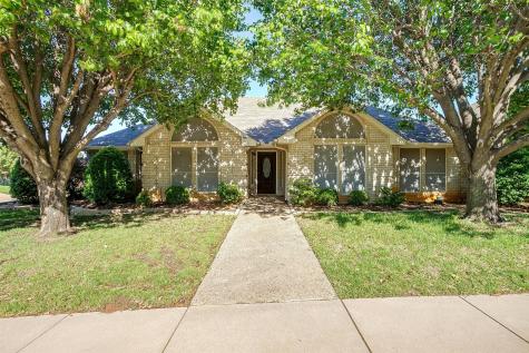 6011 Castle Creek Road Arlington TX 76017