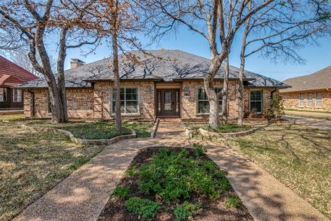 3137 Oakdale Drive Hurst TX 76054