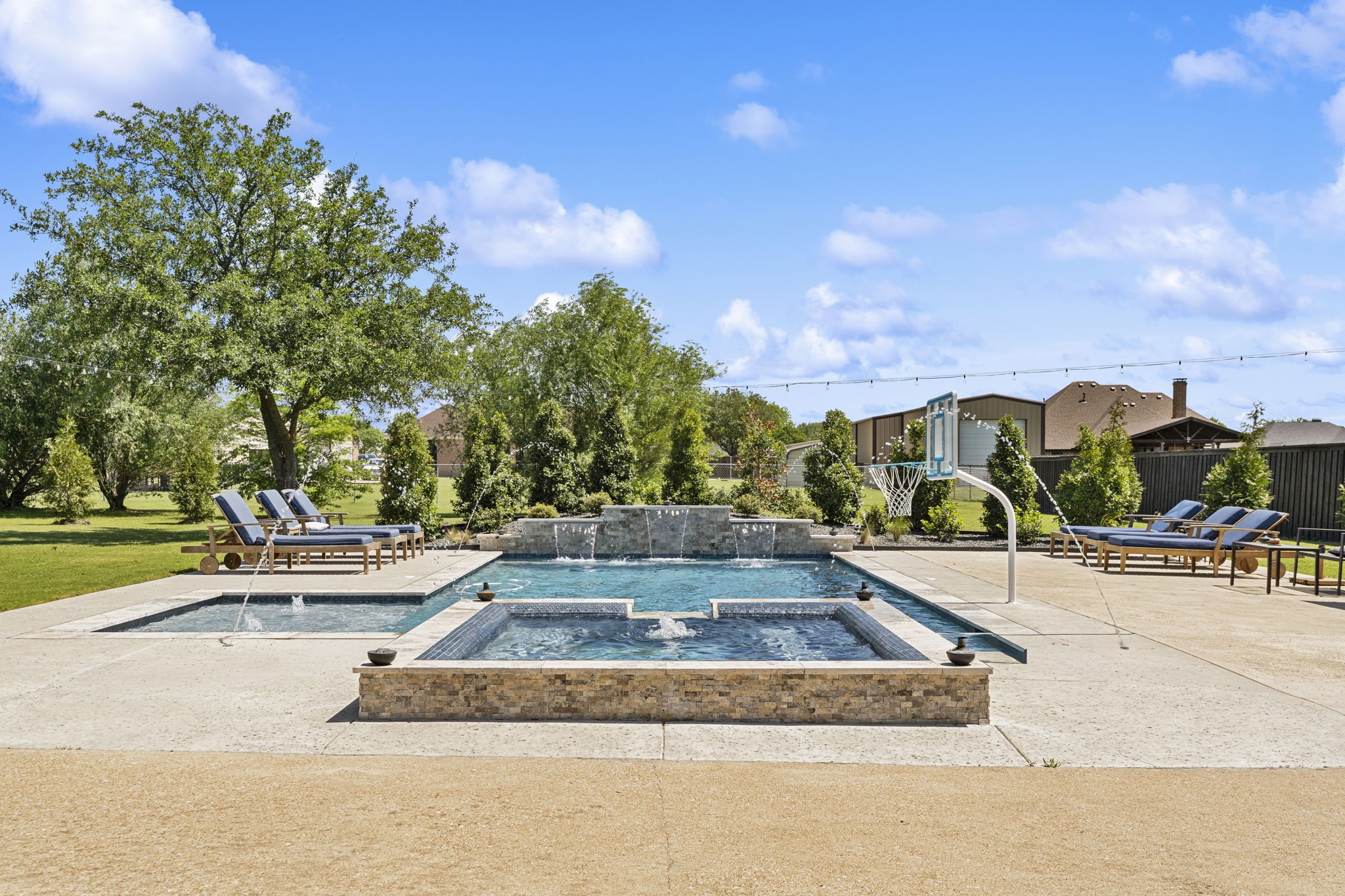 10913 Richard Circle Forney TX 75126