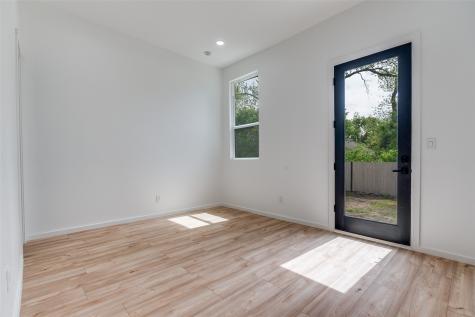 3608 Metropolitan Avenue Dallas TX 75210