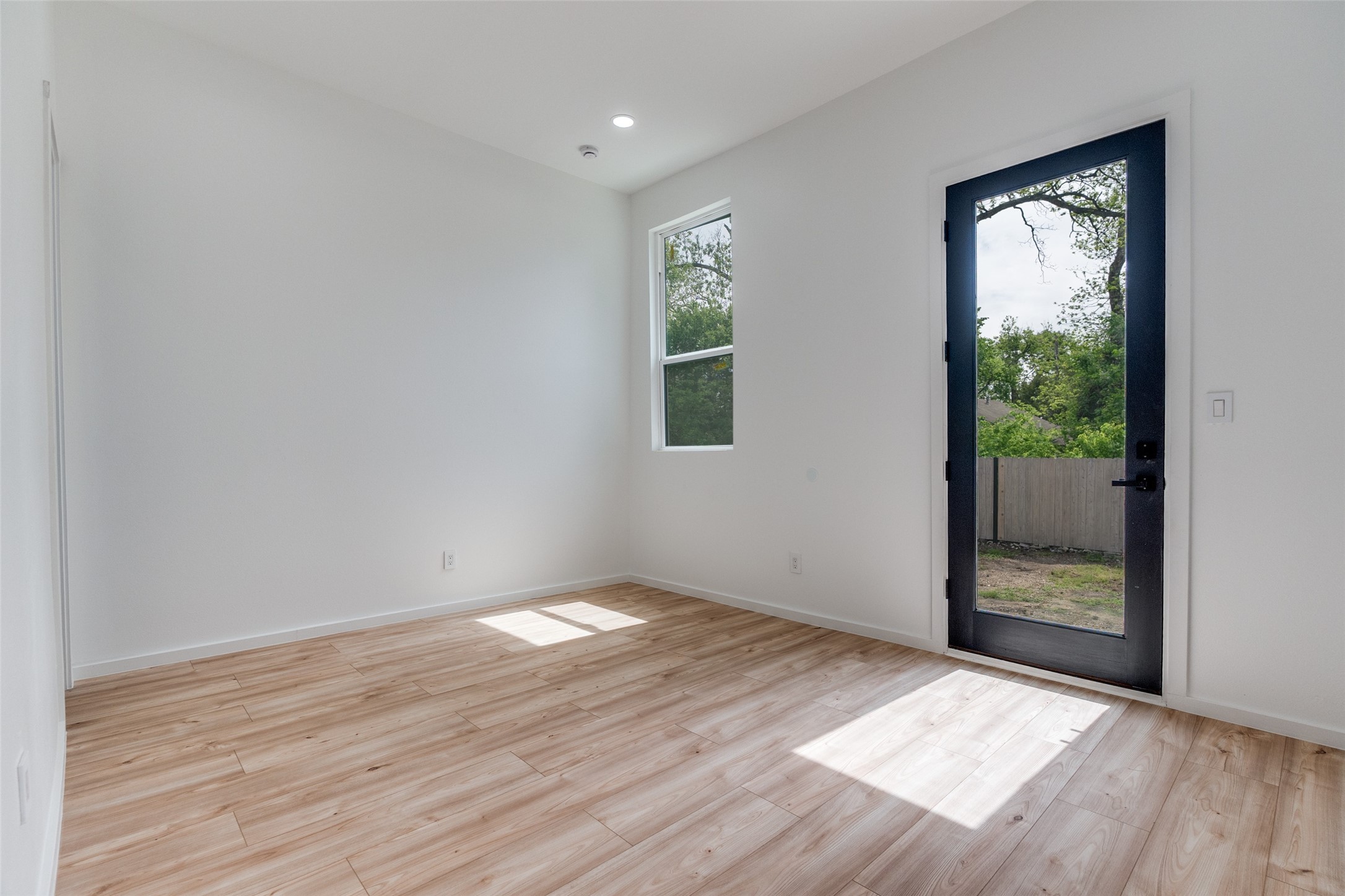 3608 Metropolitan Avenue Dallas TX 75210