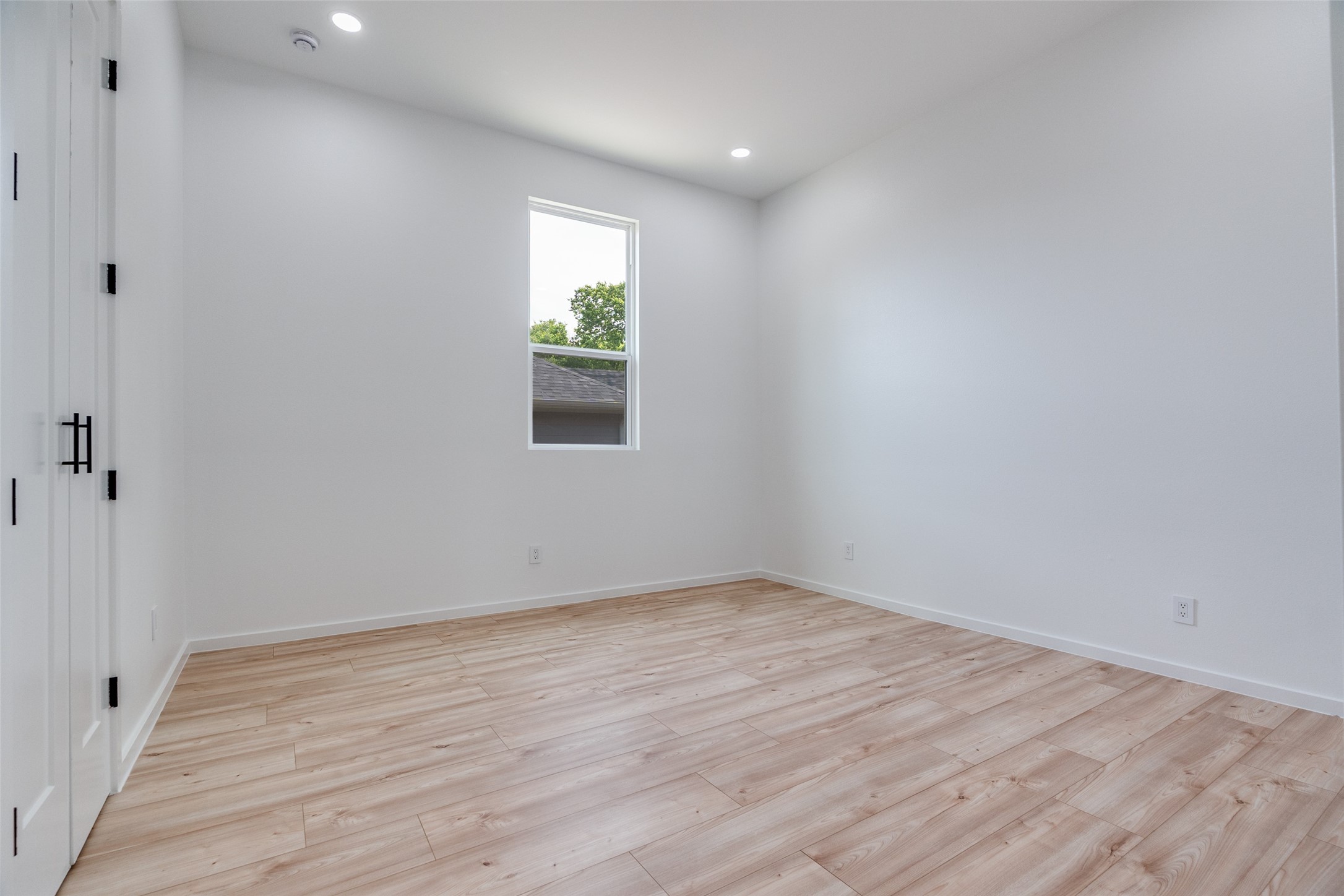 3608 Metropolitan Avenue Dallas TX 75210