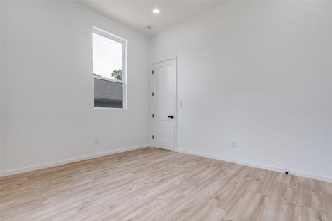 3608 Metropolitan Avenue Dallas TX 75210