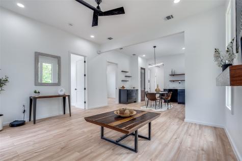 3608 Metropolitan Avenue Dallas TX 75210