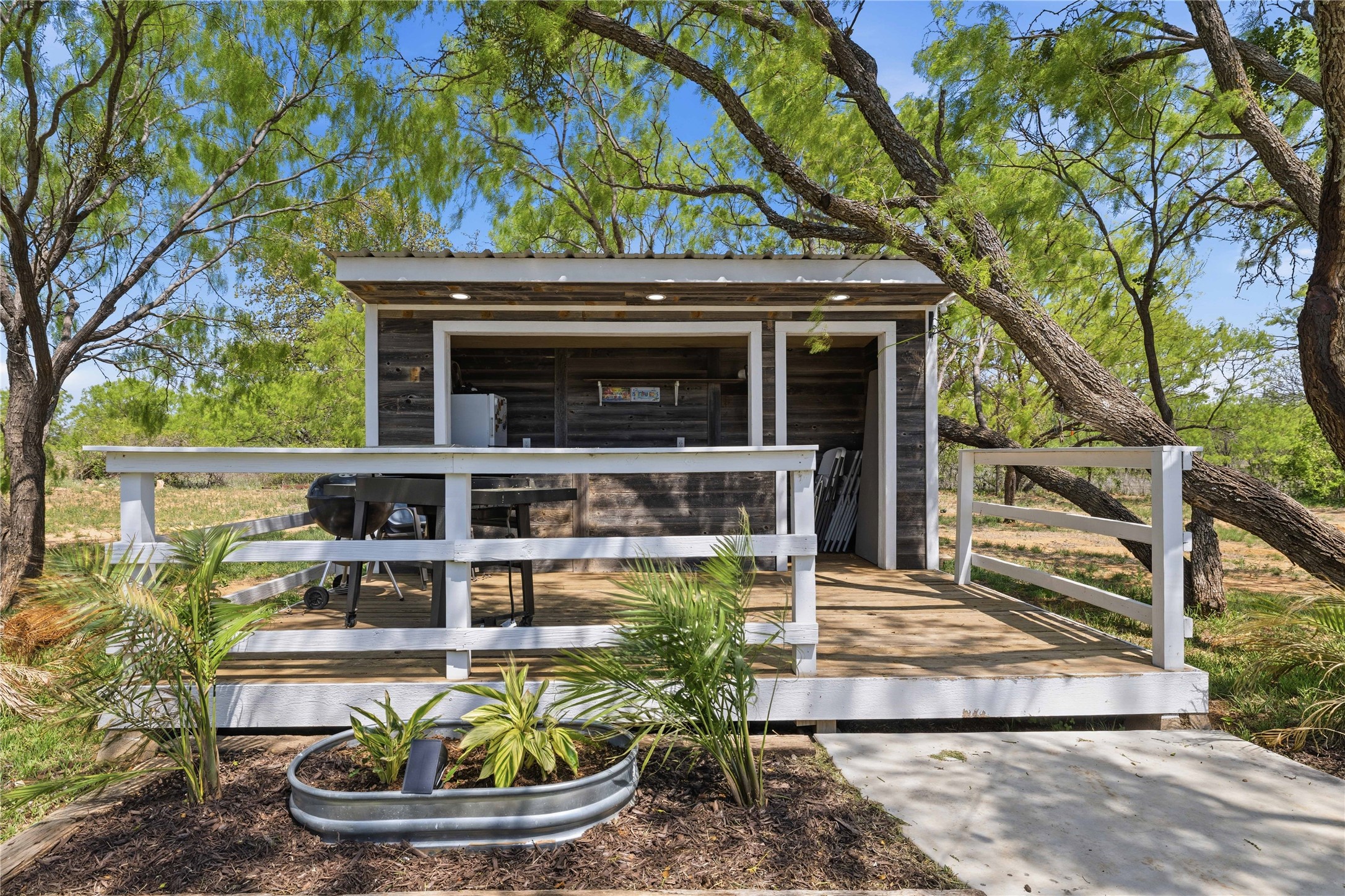 1601 County Road 156 Bangs TX 76823