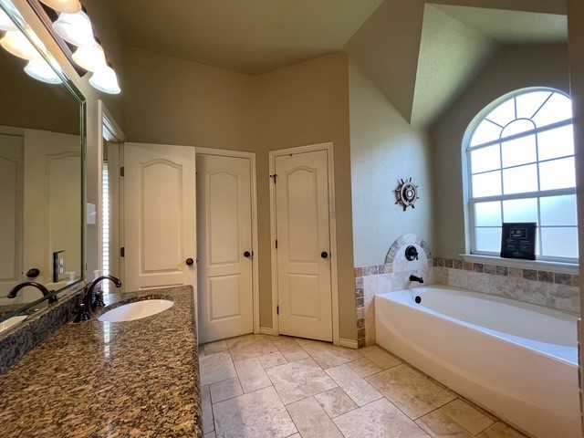 1803 Jupiter Lane Ennis TX 75119