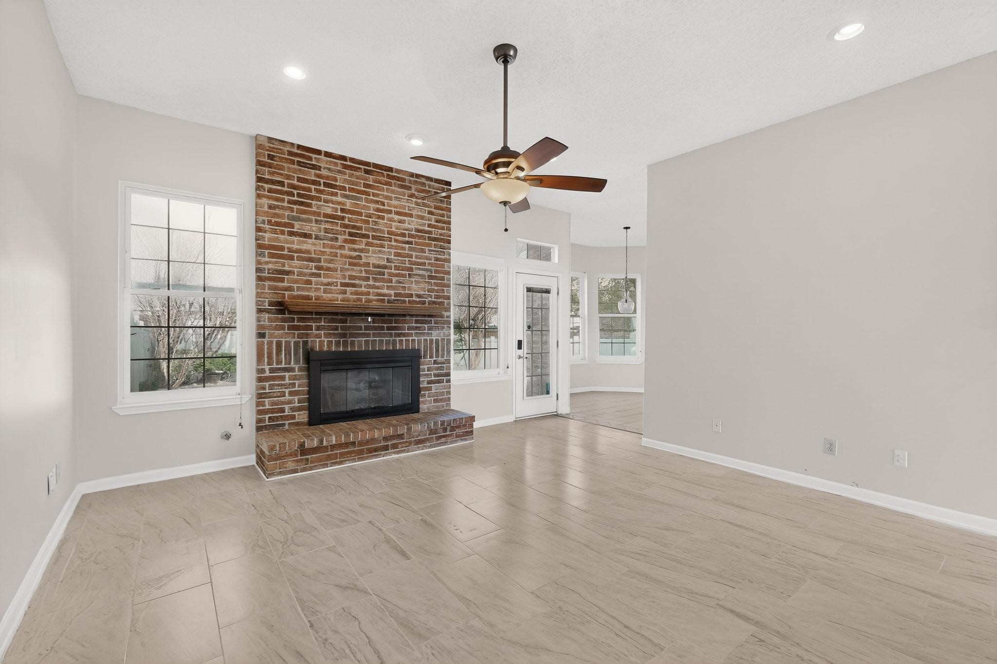 1405 Newbury Lane Plano TX 75025
