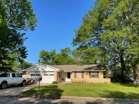 2618 Washington Street Commerce TX 75428