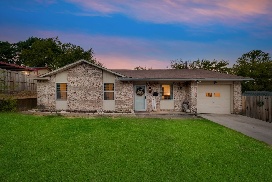1606 Dorothy Drive Grand Prairie TX 75051