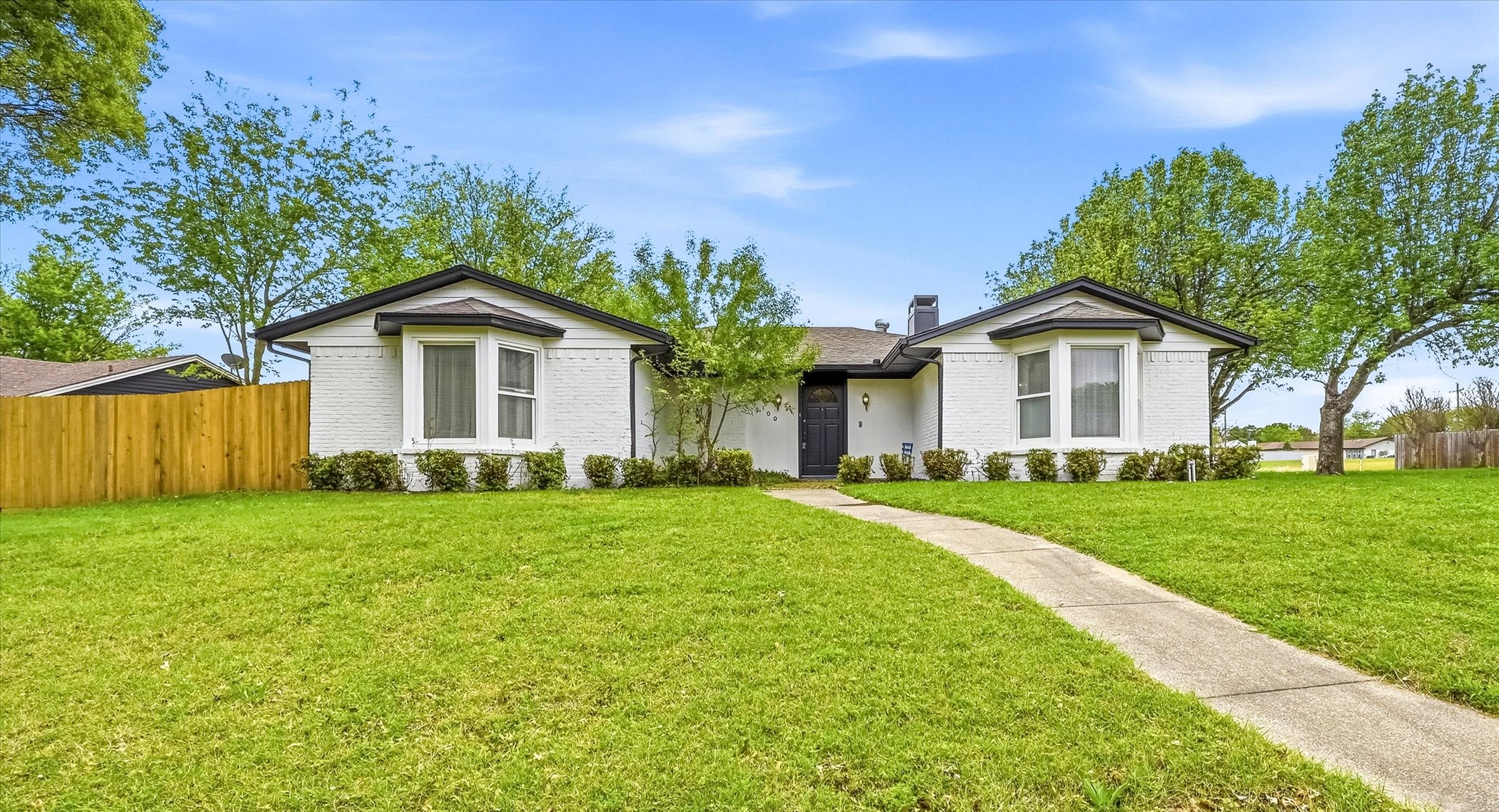 100 Faircrest Drive Desoto TX 75115
