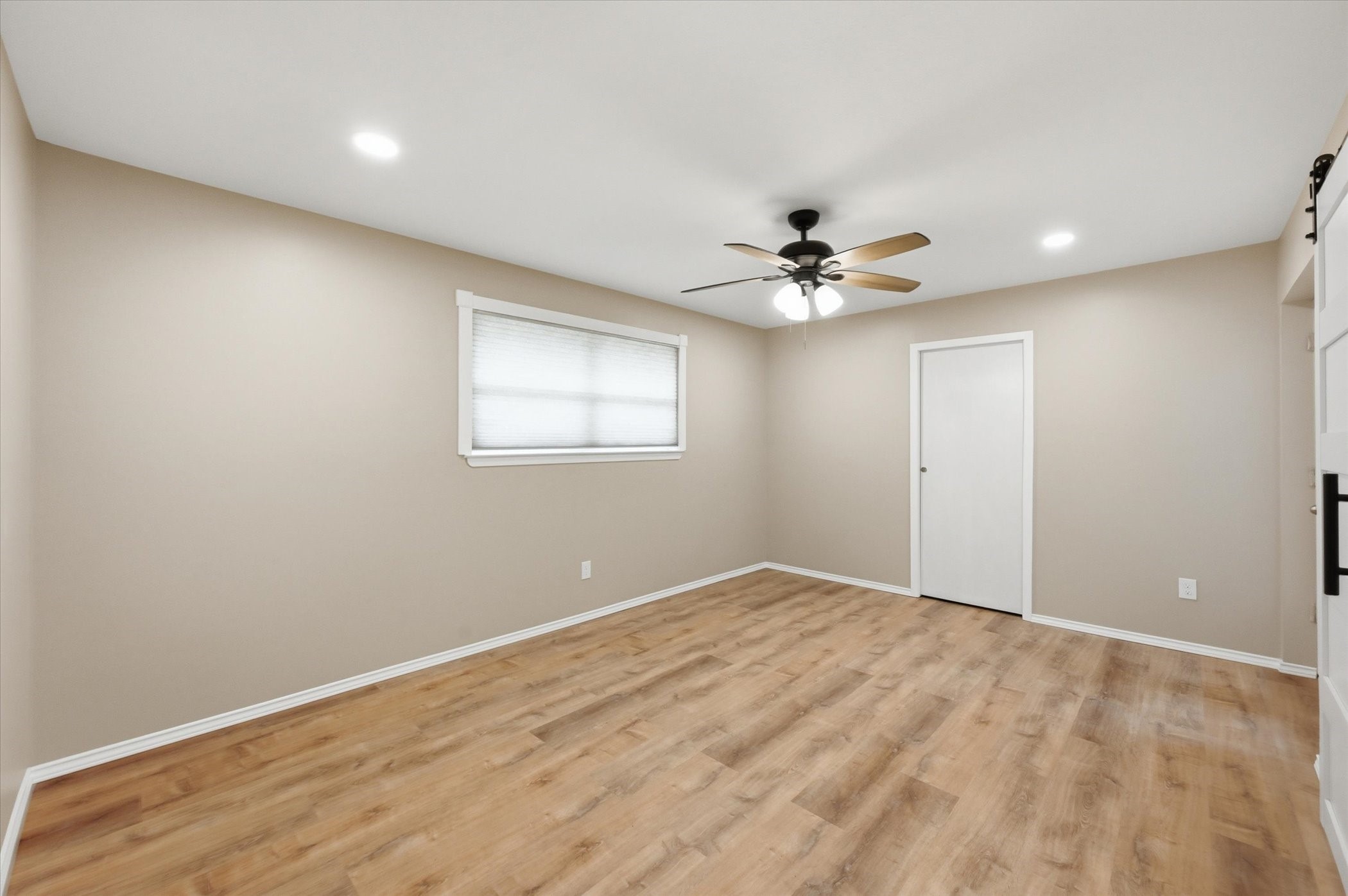100 Faircrest Drive Desoto TX 75115