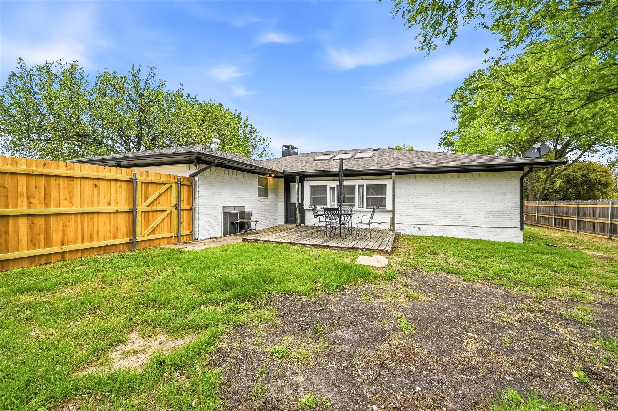 100 Faircrest Drive Desoto TX 75115