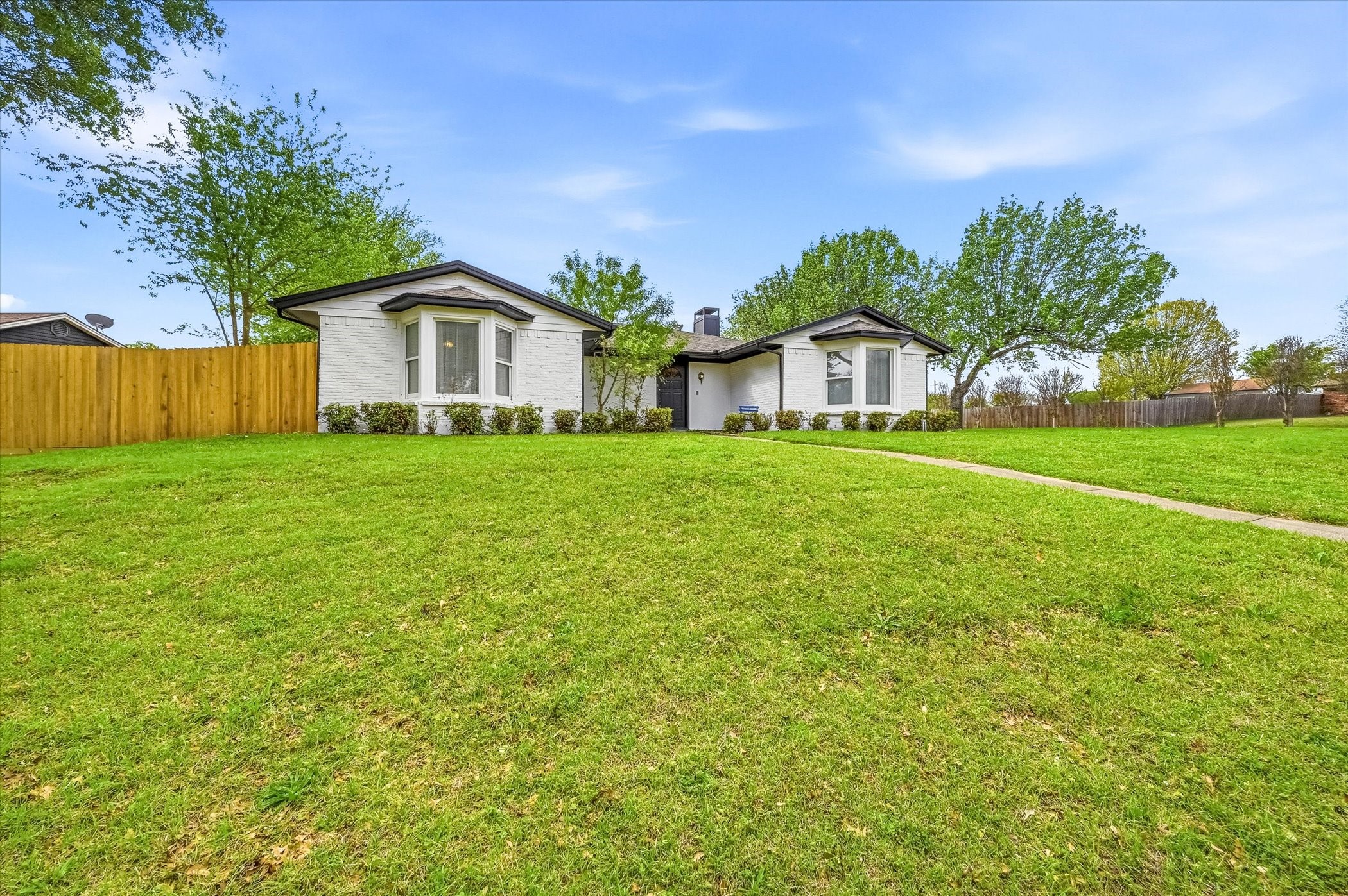 100 Faircrest Drive Desoto TX 75115
