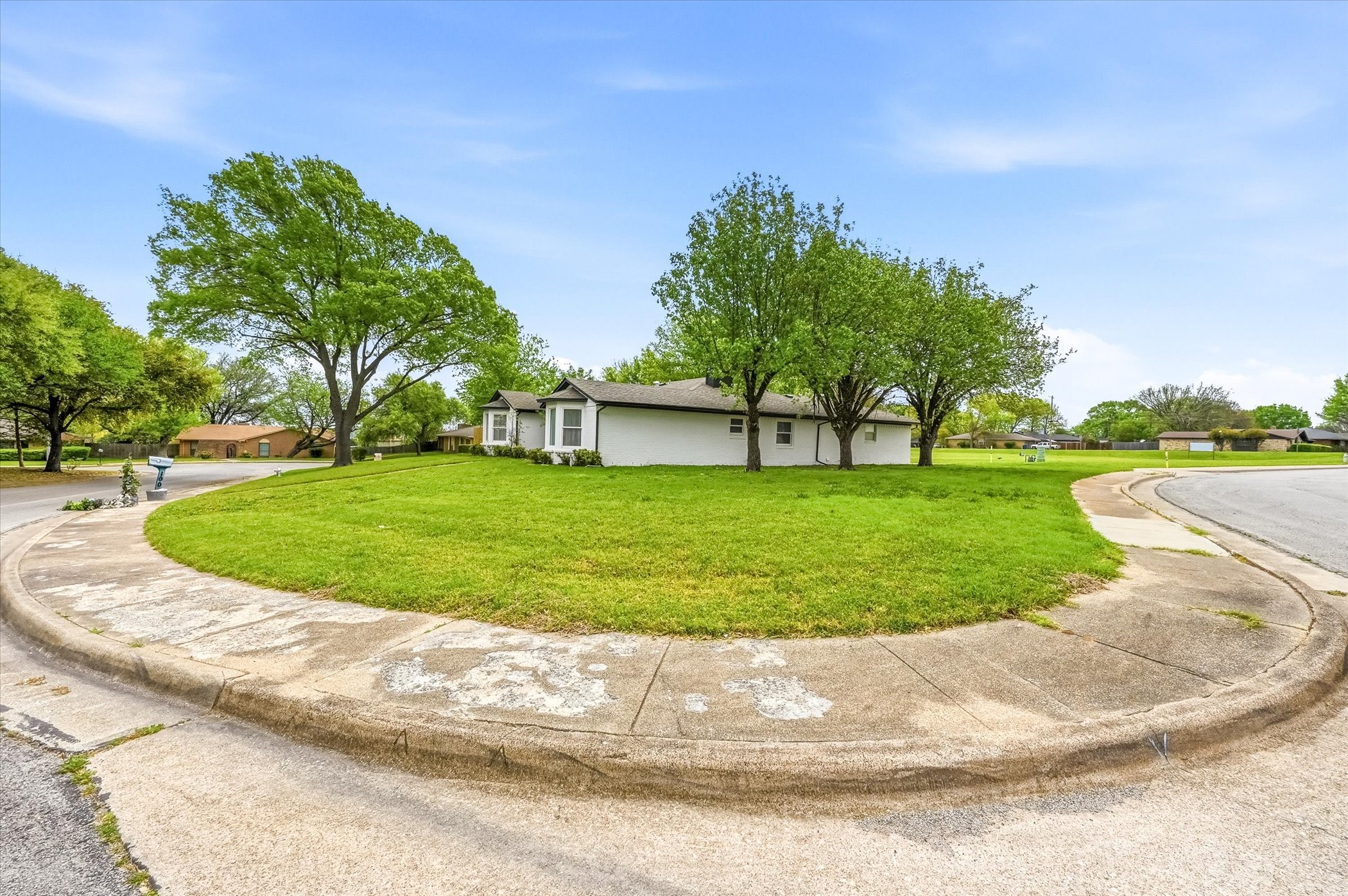 100 Faircrest Drive Desoto TX 75115