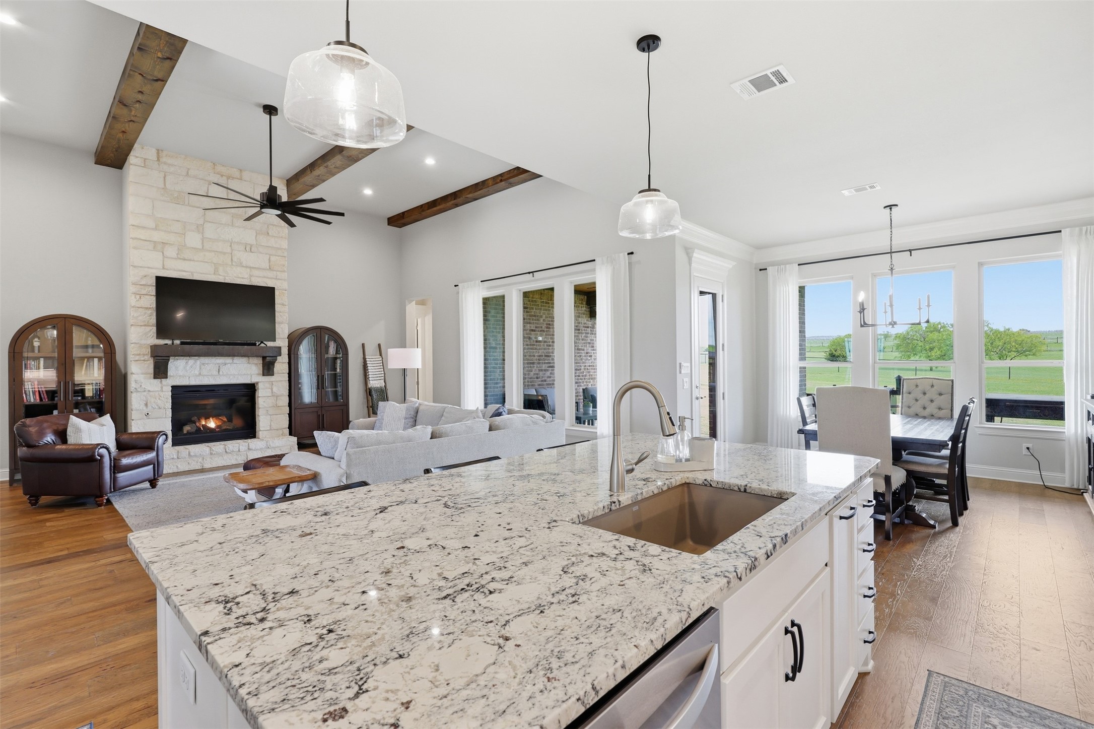 2009 Eagles Ridge Drive Weatherford TX 76087