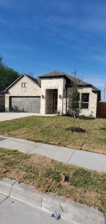 2206 El Paso Street Grand Prairie TX 75051