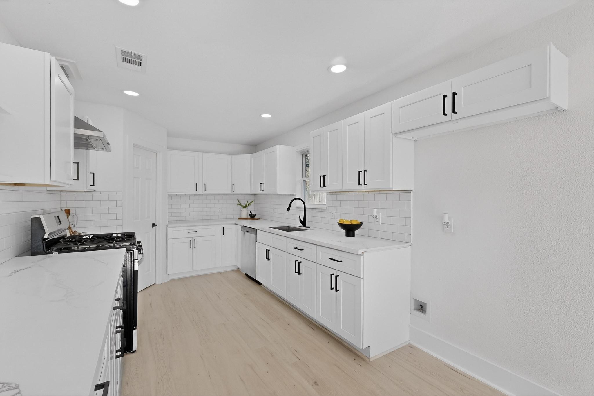 315 S Lake Vista Highland Village TX 75077