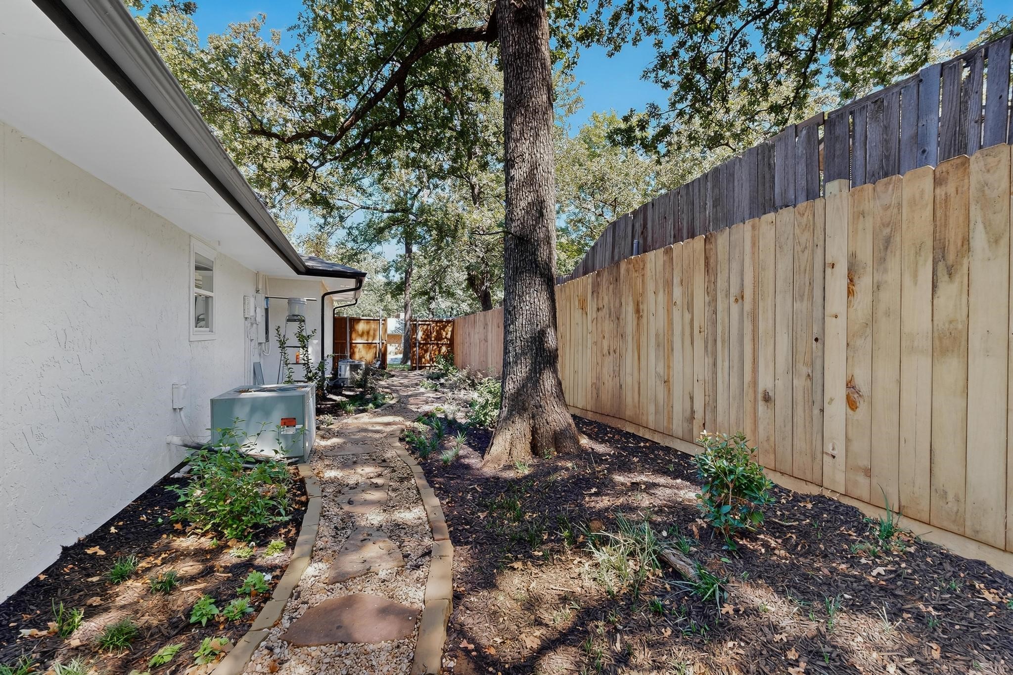 315 S Lake Vista Highland Village TX 75077