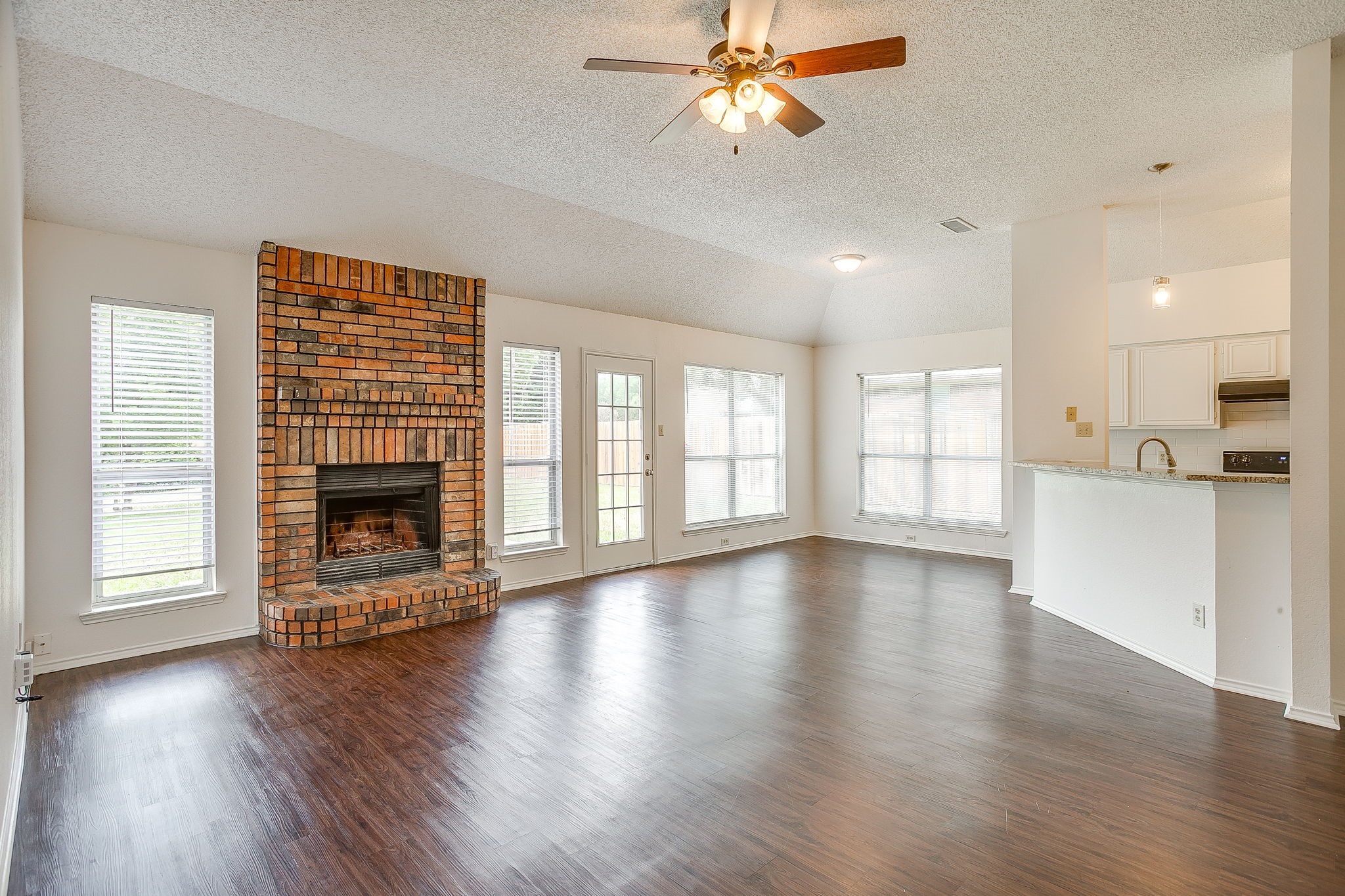 1204 Dogwood Drive Benbrook TX 76126