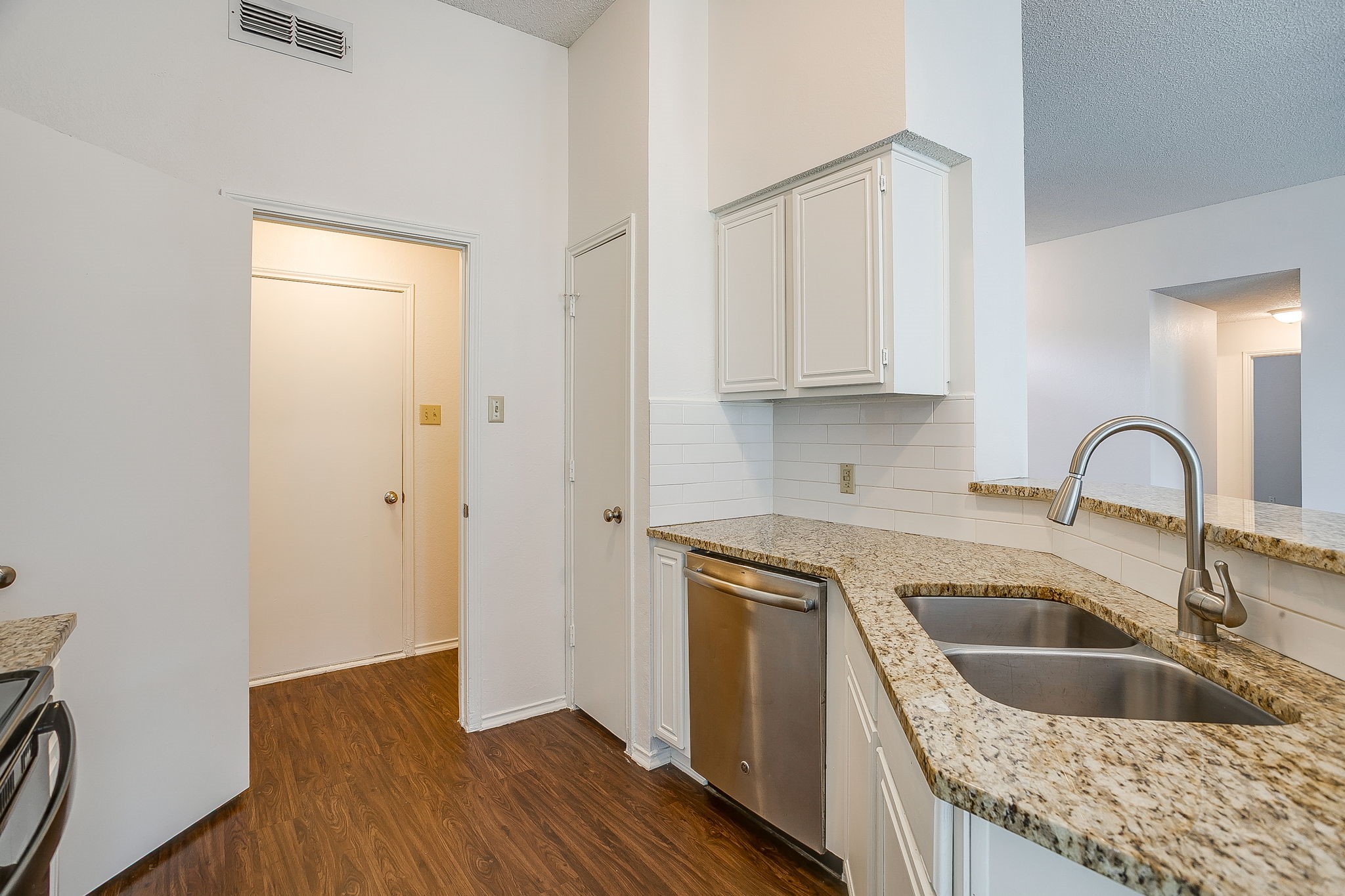 1204 Dogwood Drive Benbrook TX 76126
