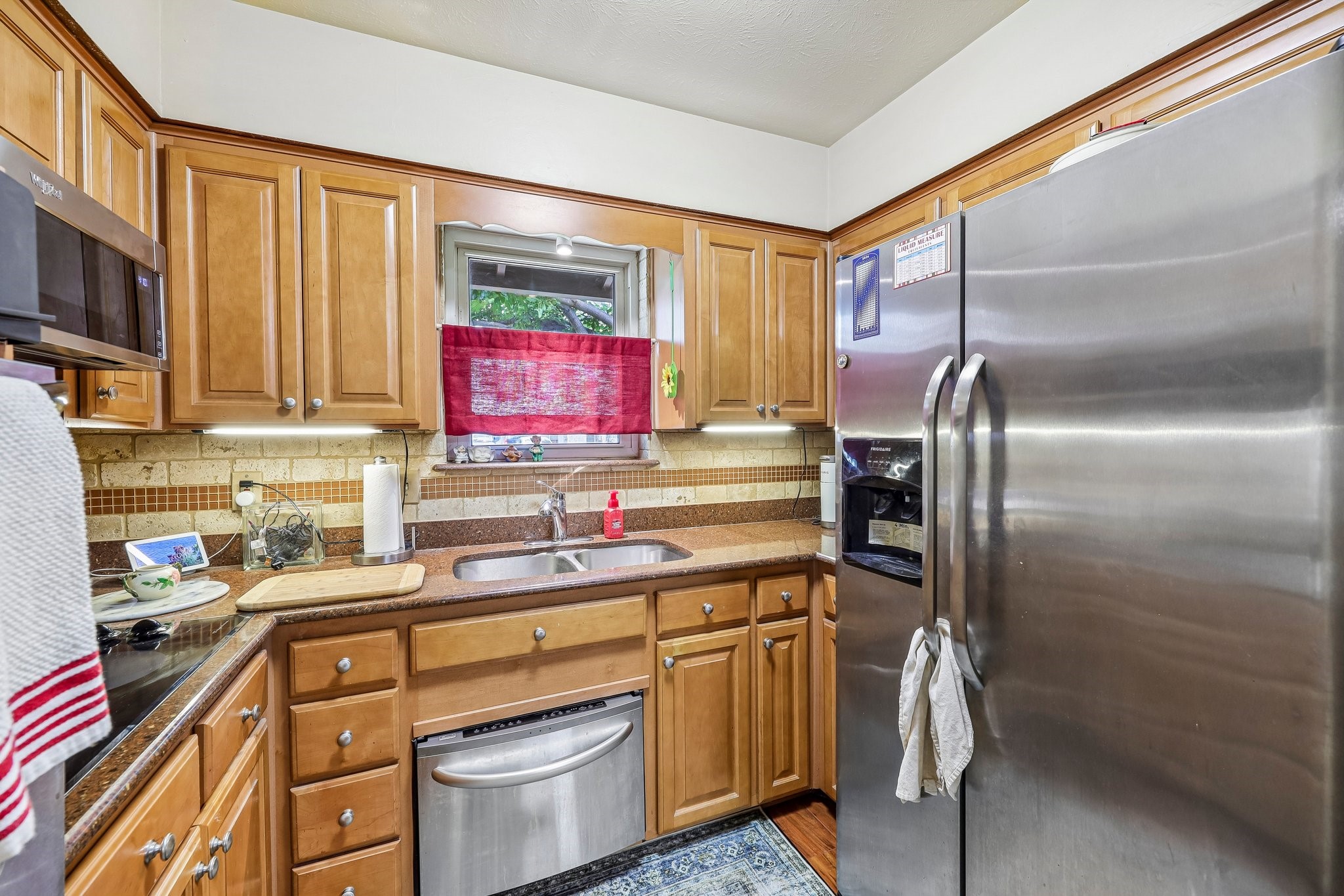 7452 Meadowcrest Drive Fort Worth TX 76112