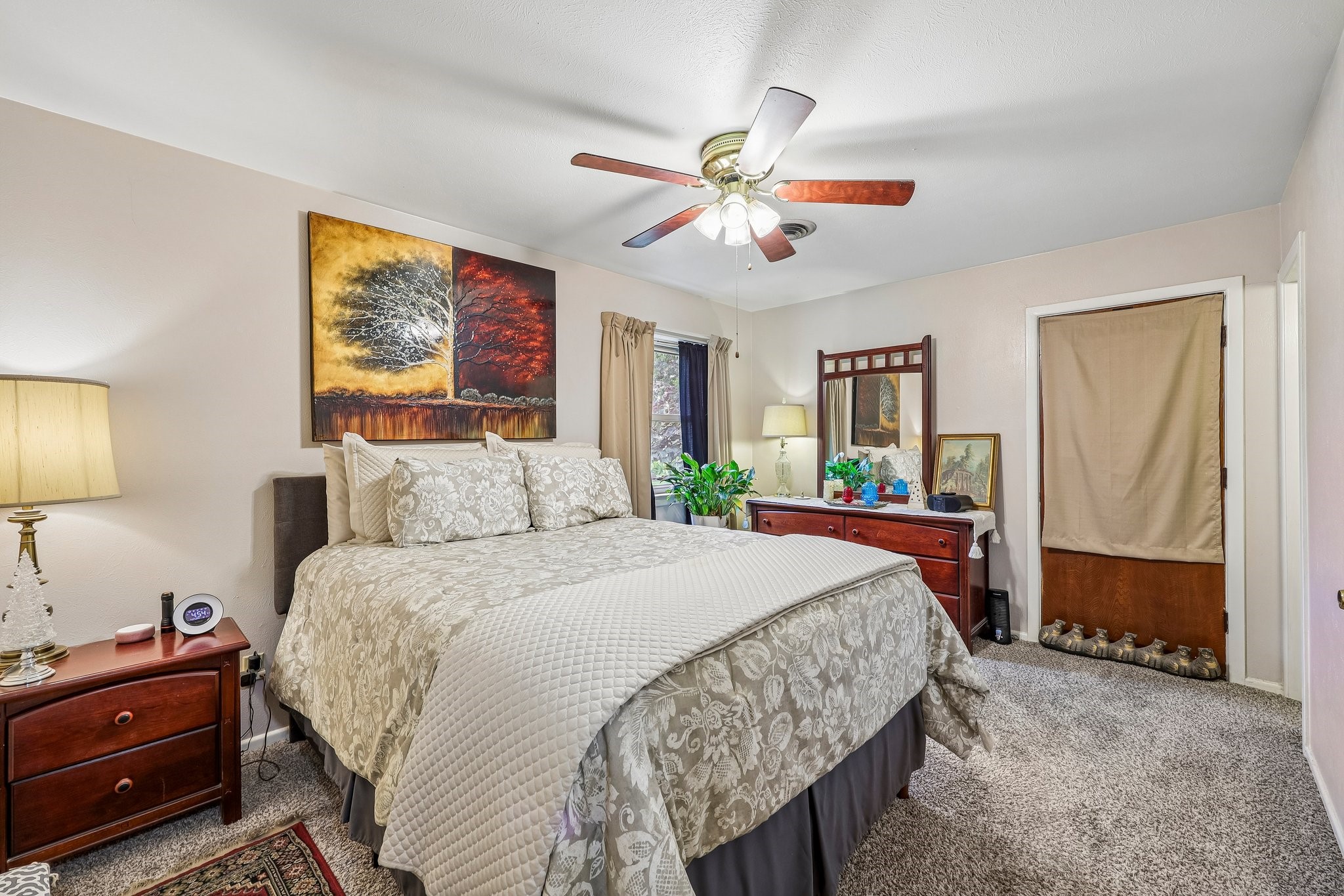 7452 Meadowcrest Drive Fort Worth TX 76112