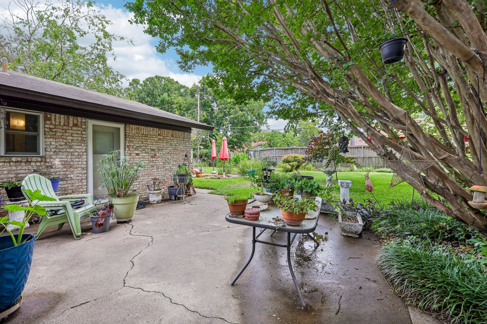 7452 Meadowcrest Drive Fort Worth TX 76112