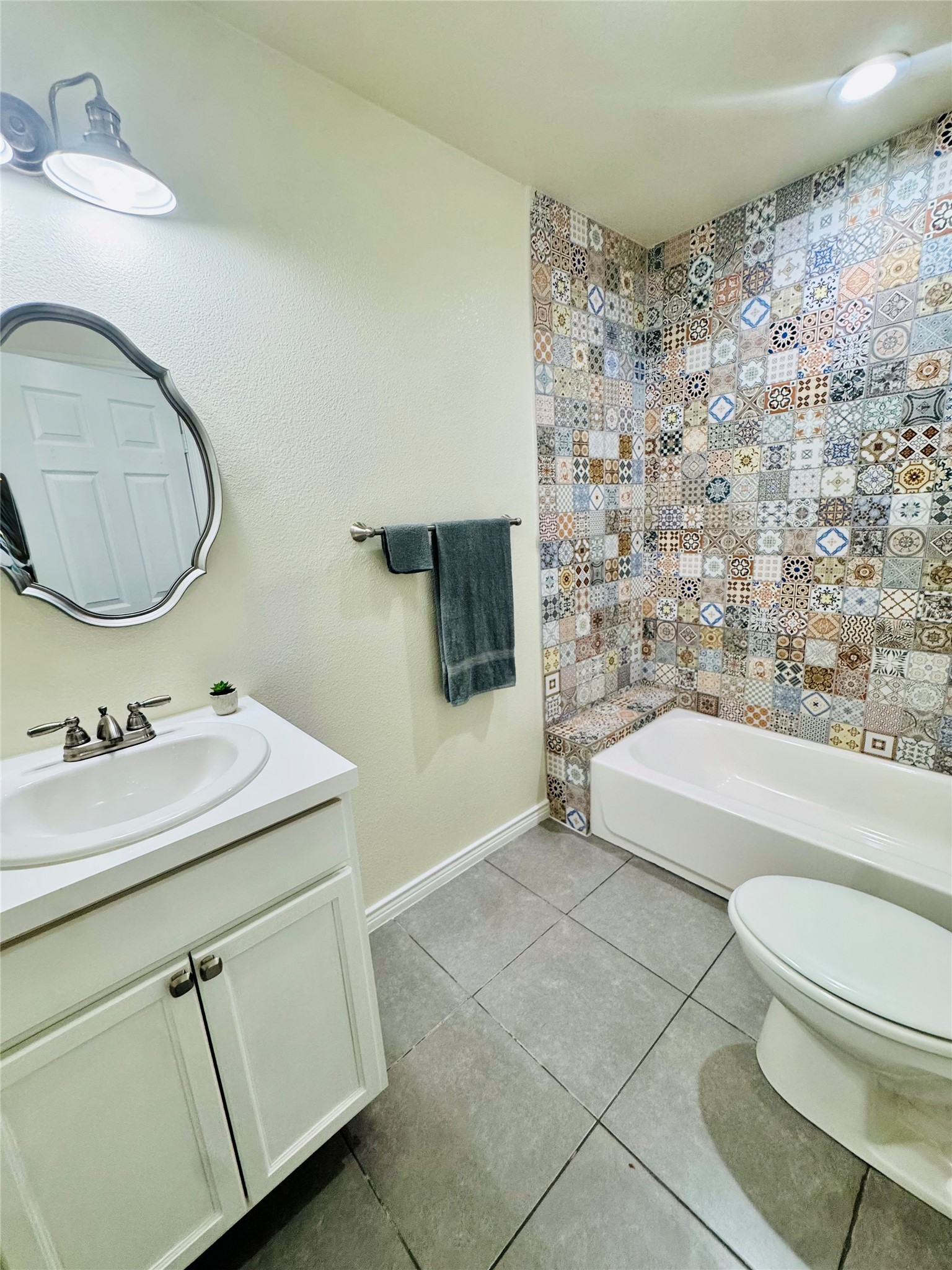 224 Spring Valley Circle Azle TX 76020