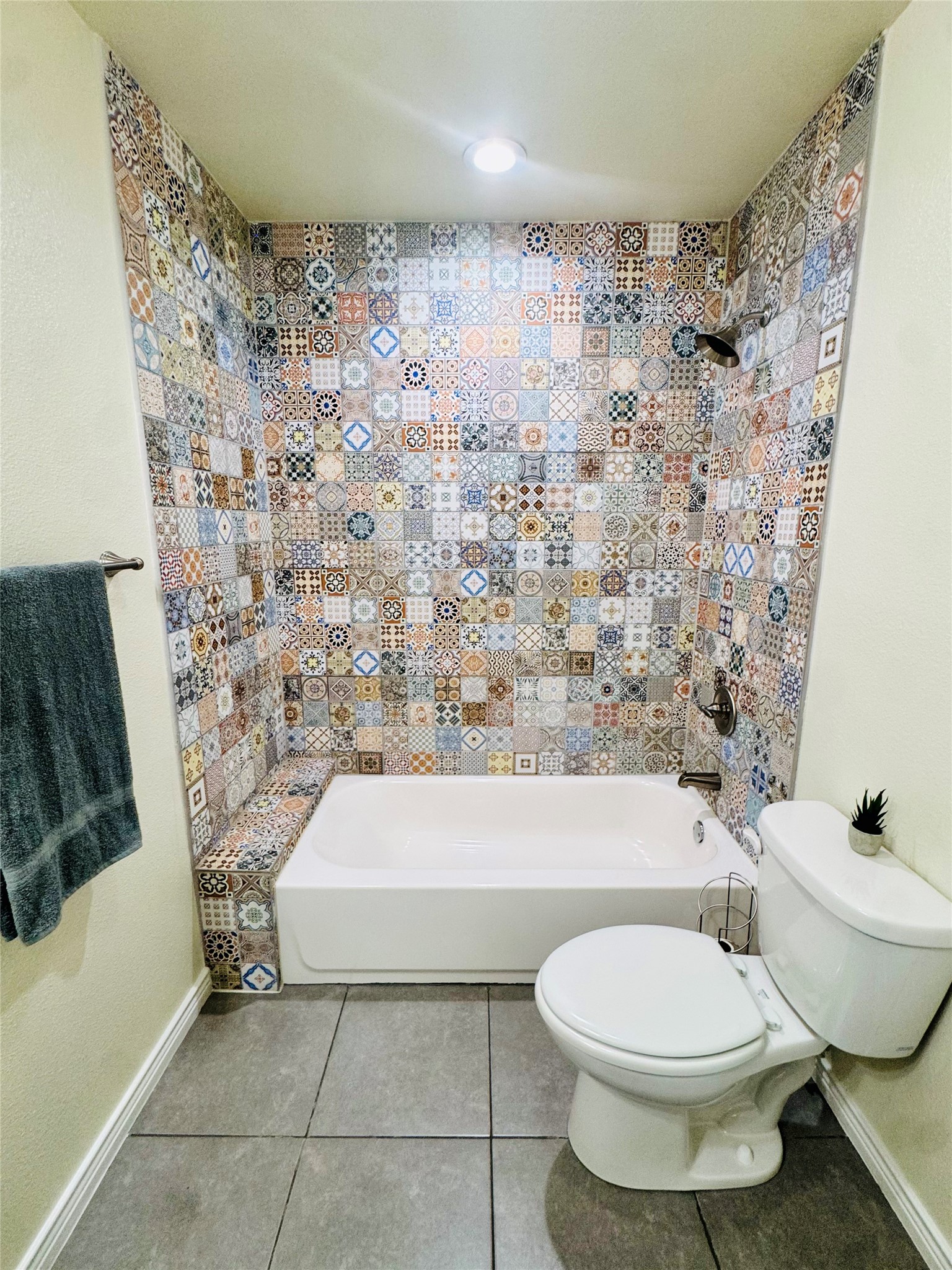 224 Spring Valley Circle Azle TX 76020