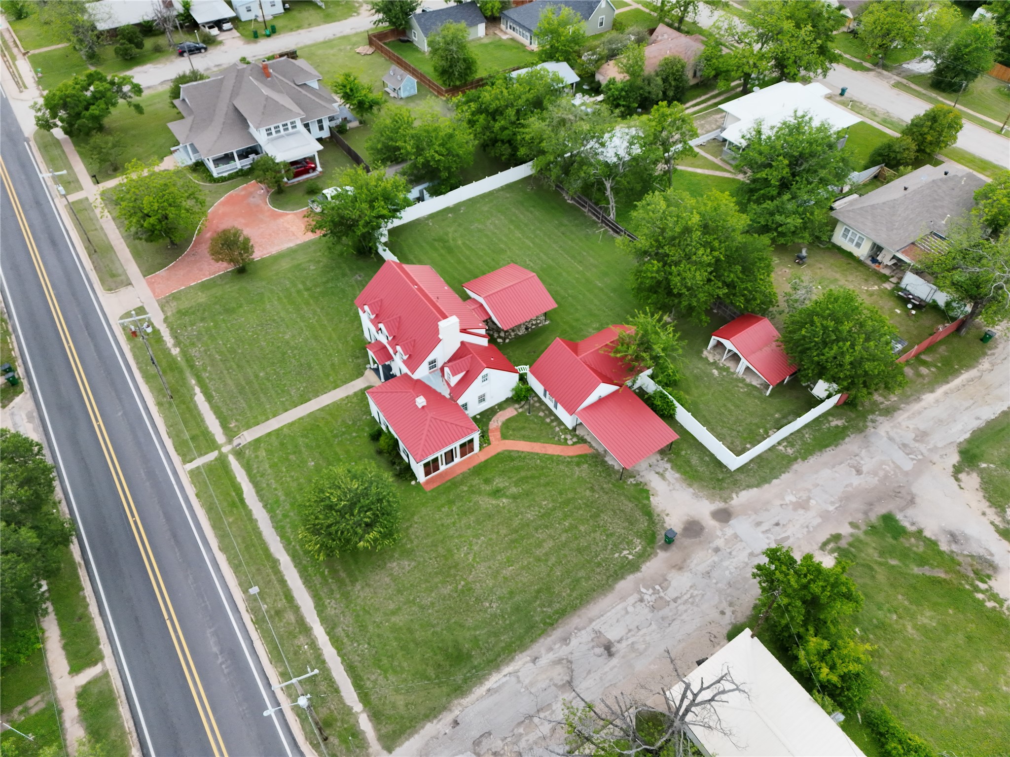 609 E Main Street Hamilton TX 76531
