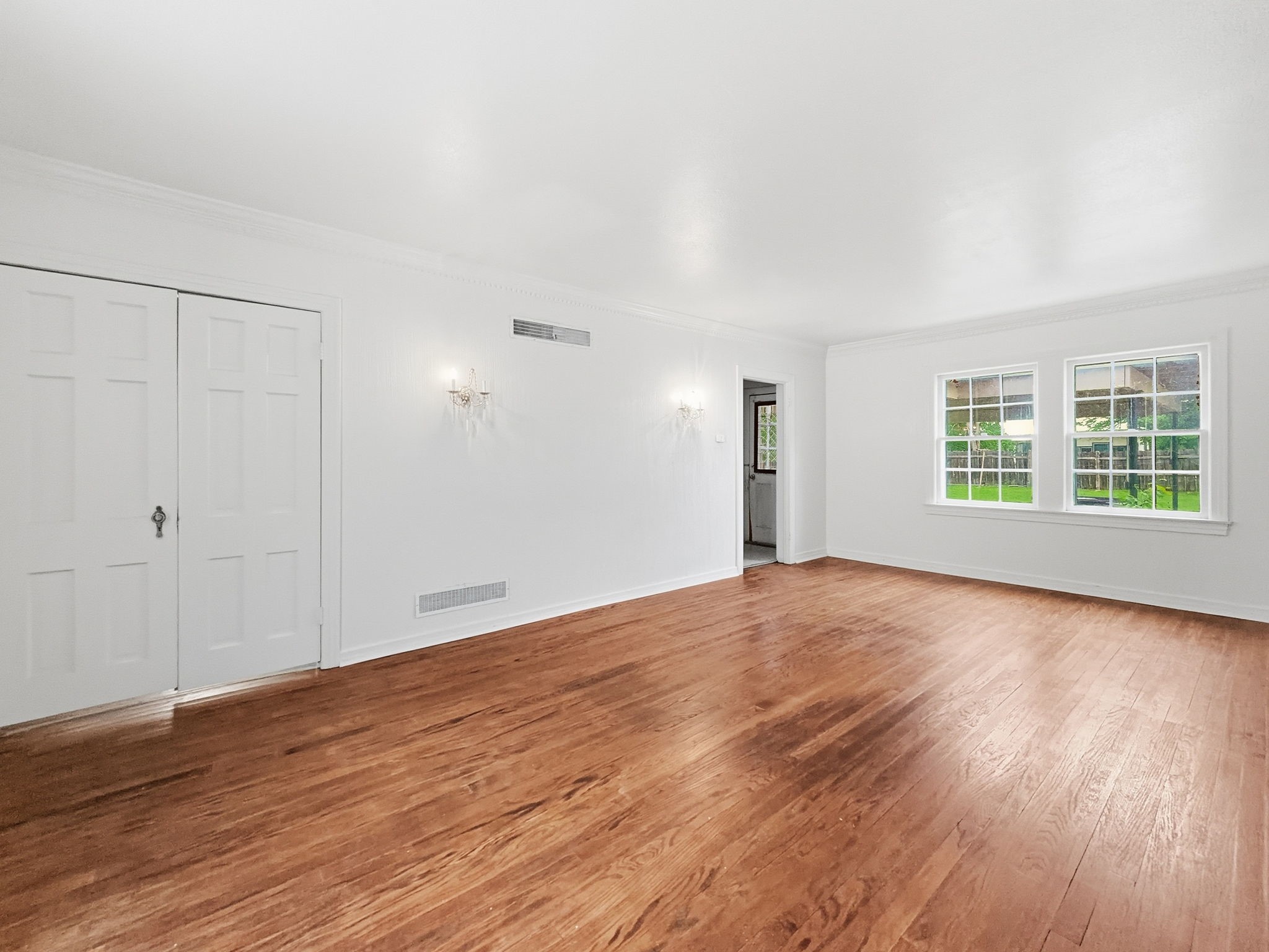 609 E Main Street Hamilton TX 76531