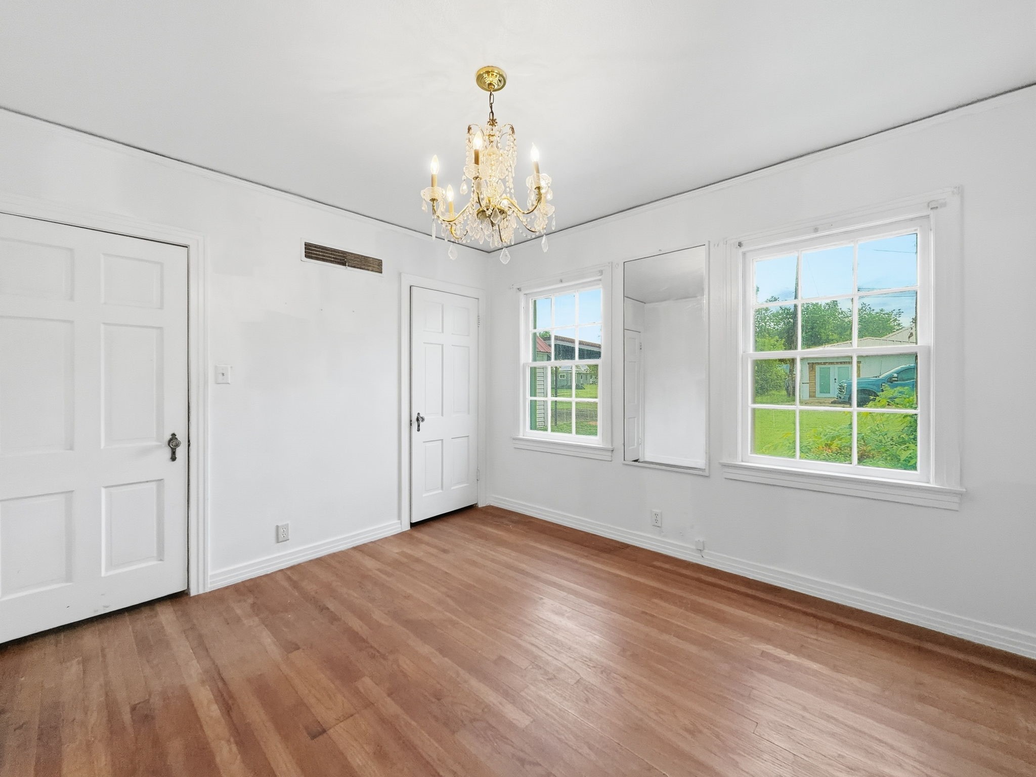 609 E Main Street Hamilton TX 76531