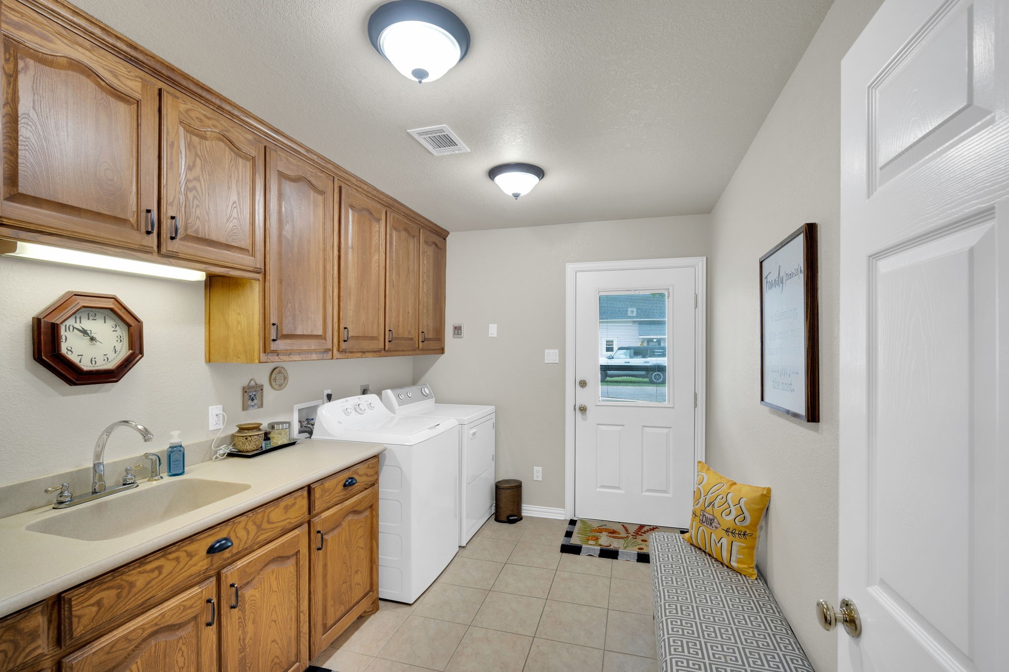502 Main Street Maypearl TX 76064
