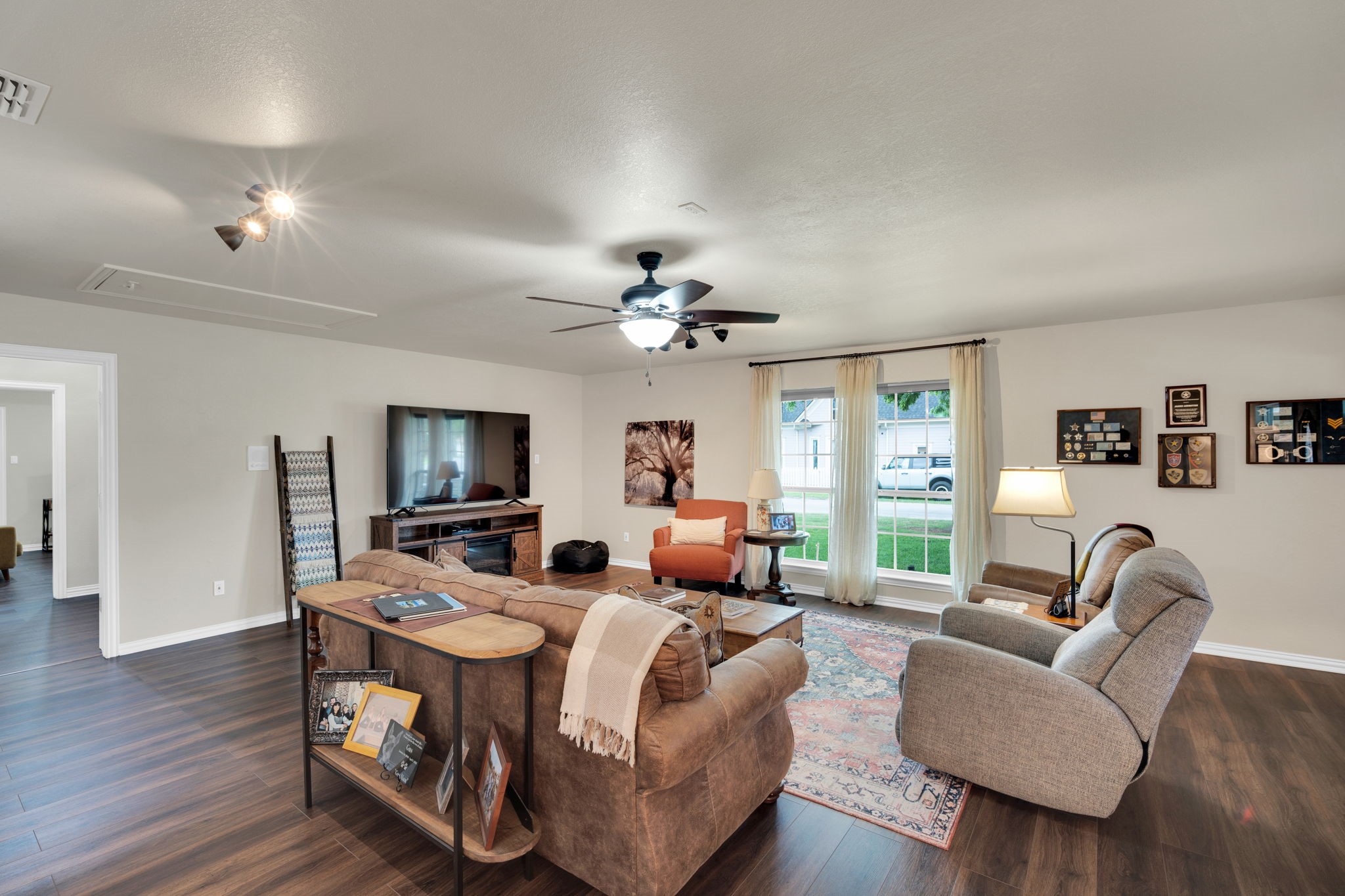 502 Main Street Maypearl TX 76064