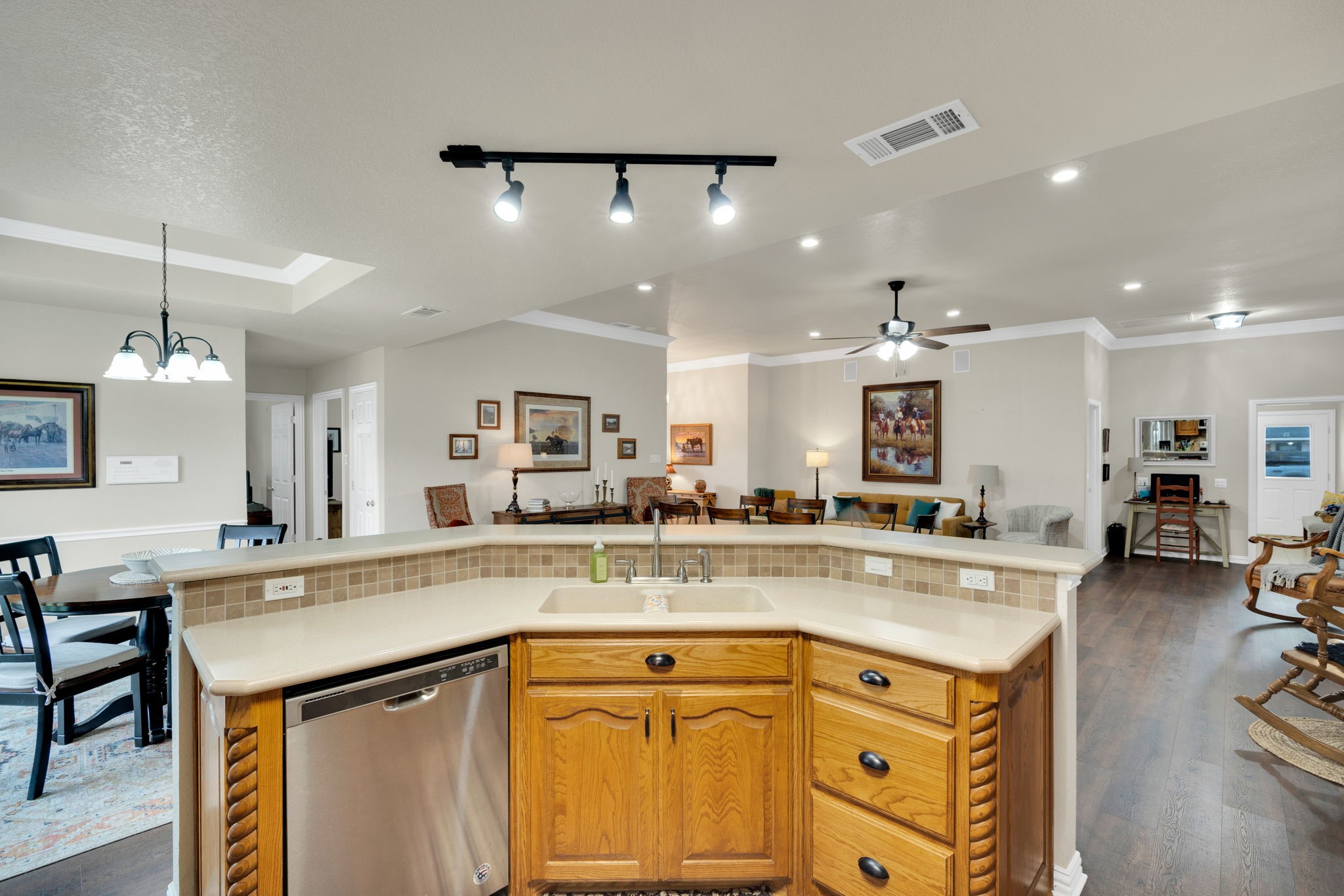 502 Main Street Maypearl TX 76064