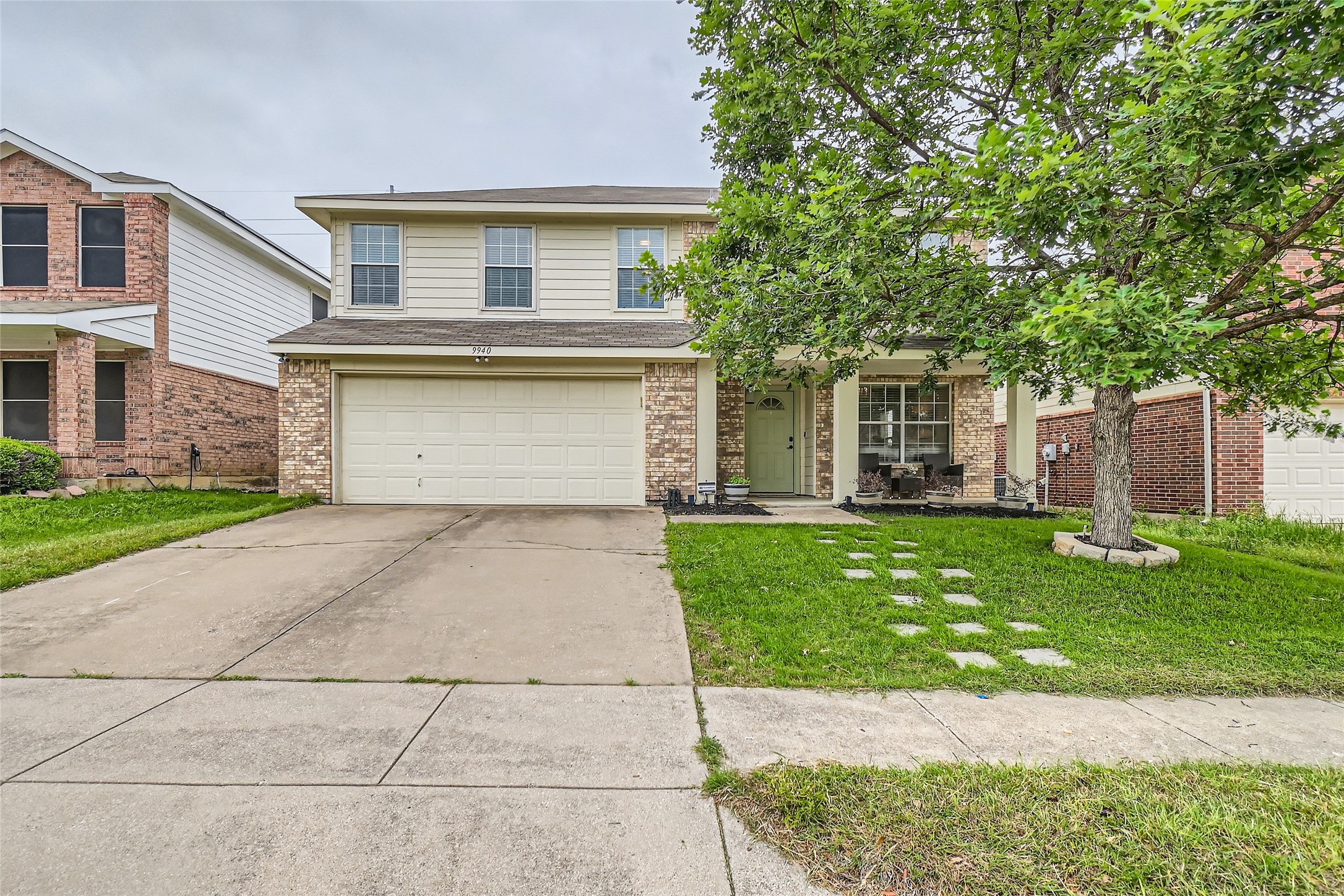 9940 Sparrow Hawk Lane Fort Worth TX 76108