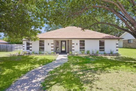 2133 Goldfinch Drive Lewisville TX 75077