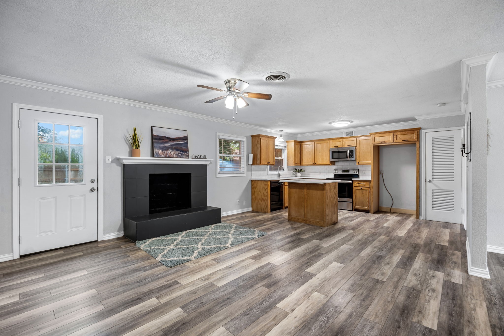 421 S 1st Street Krum TX 76249