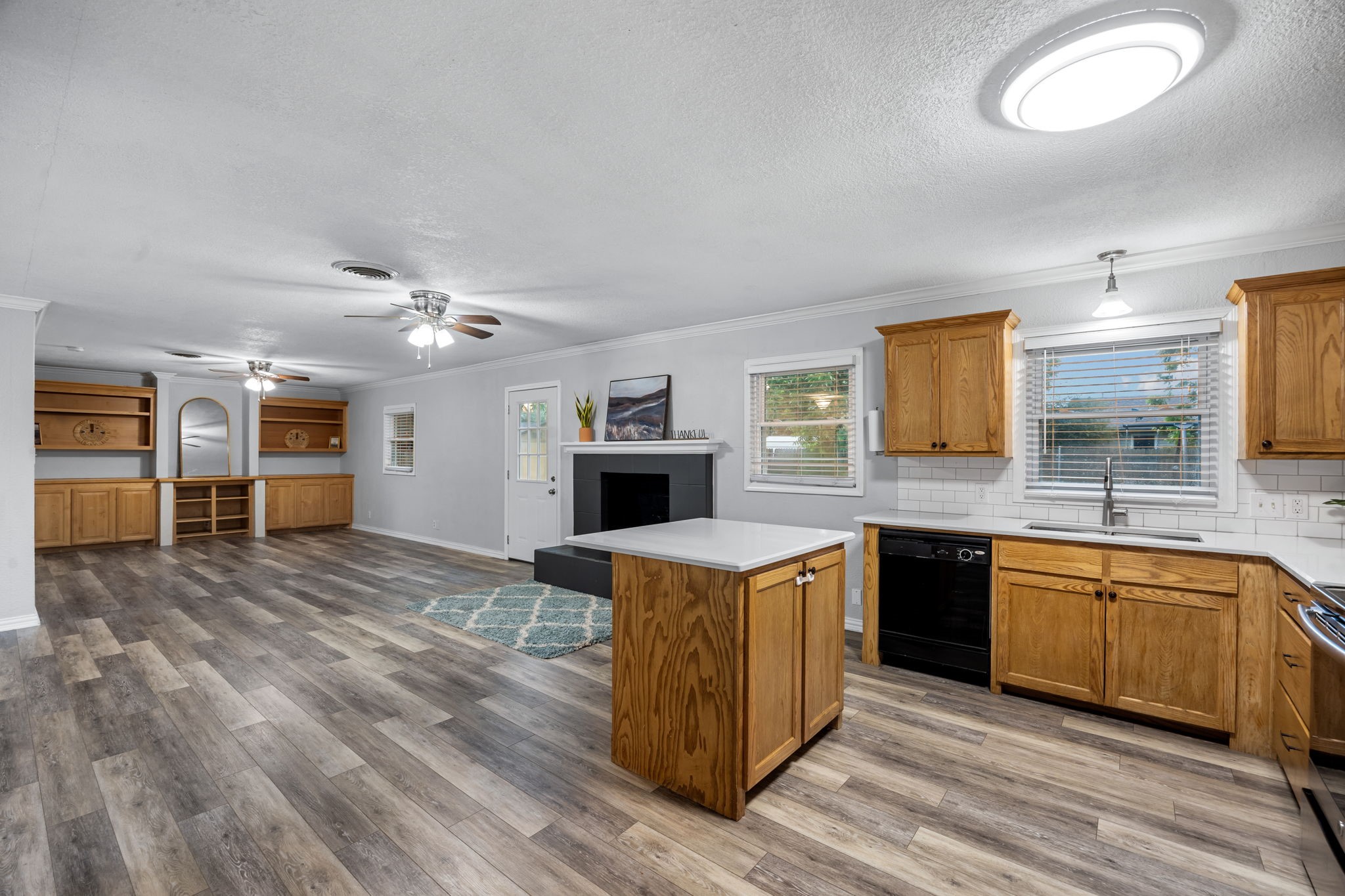421 S 1st Street Krum TX 76249